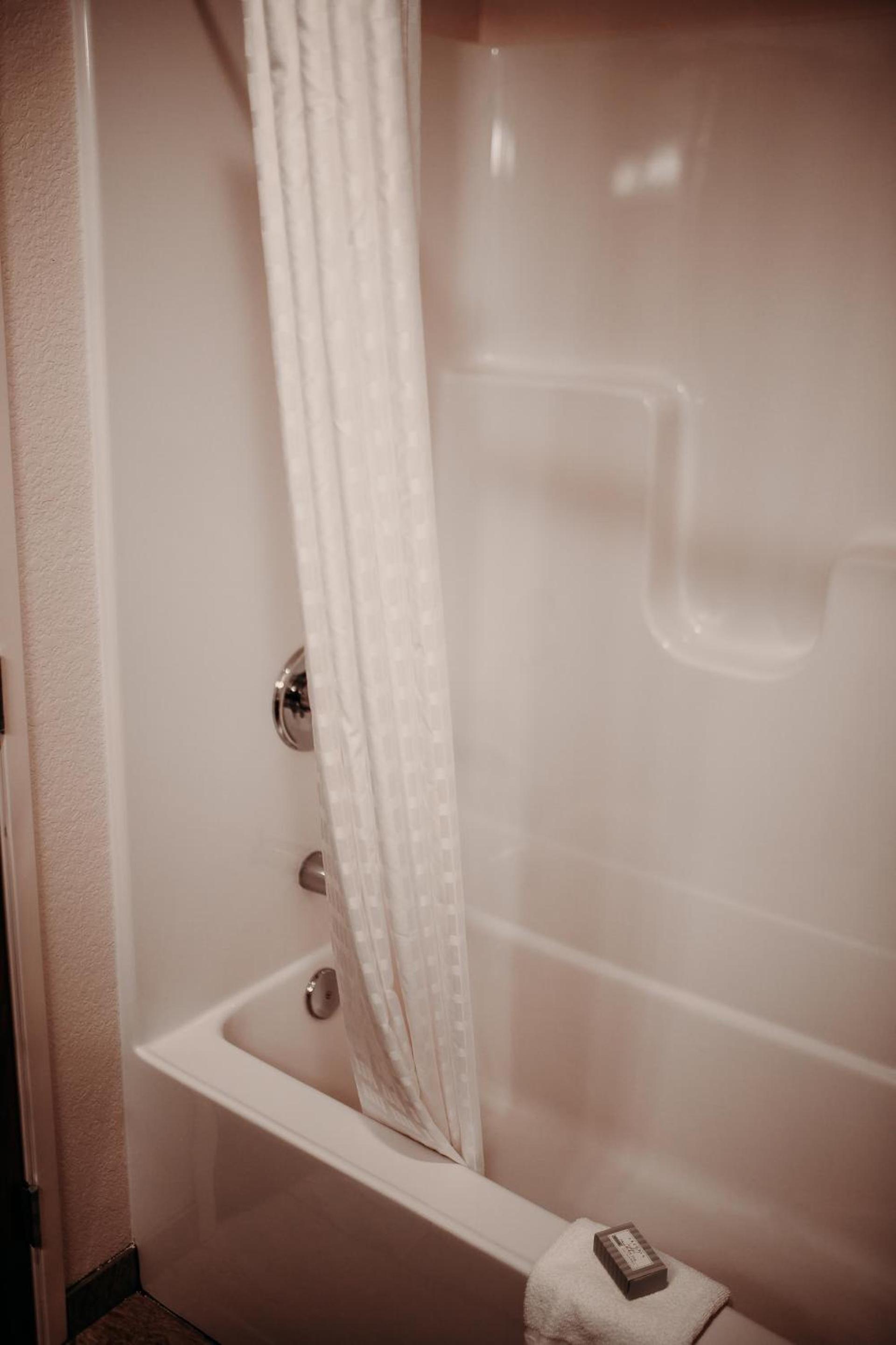 Cobblestone Hotel & Suites International Falls photo 6