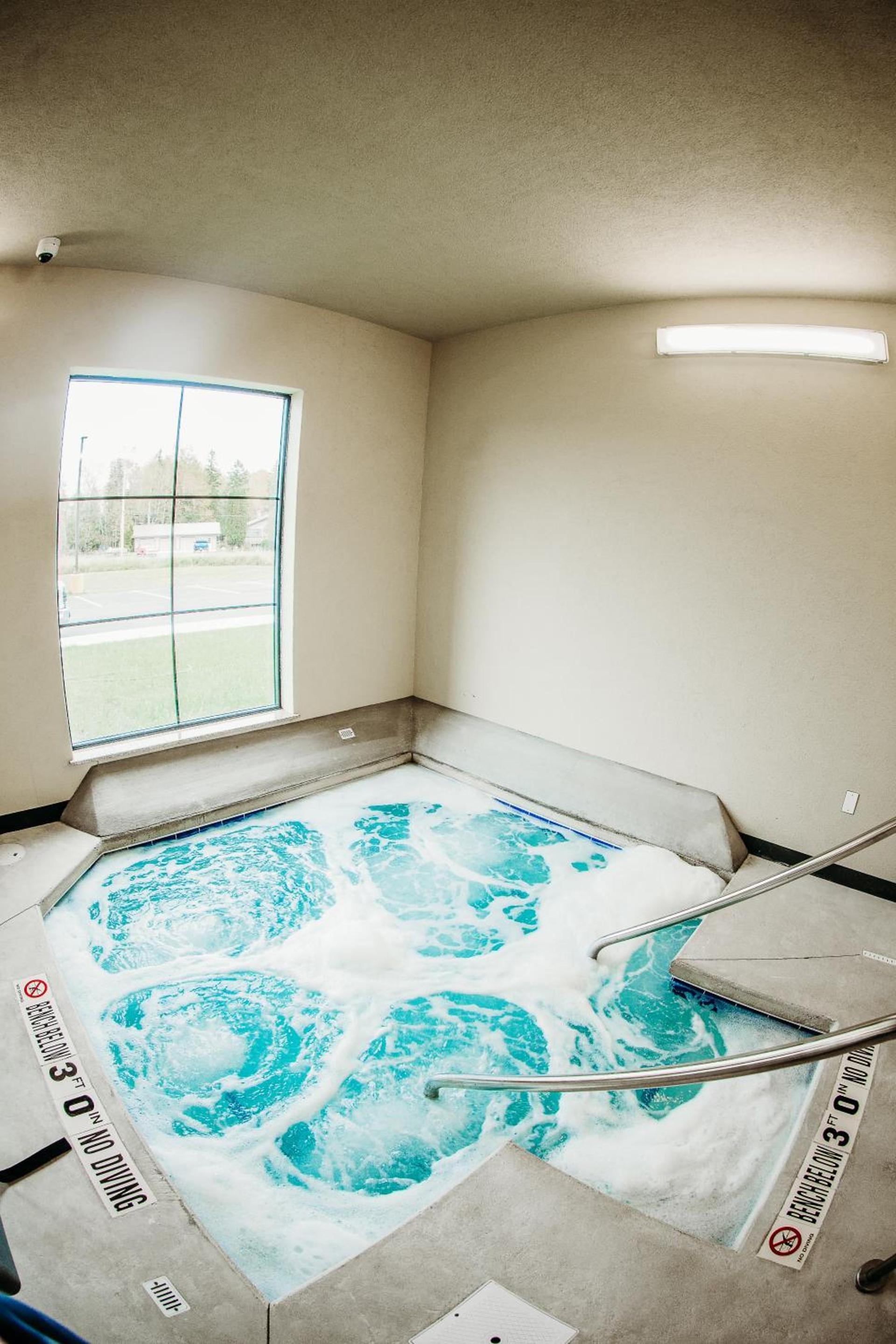 Cobblestone Hotel & Suites International Falls photo 23