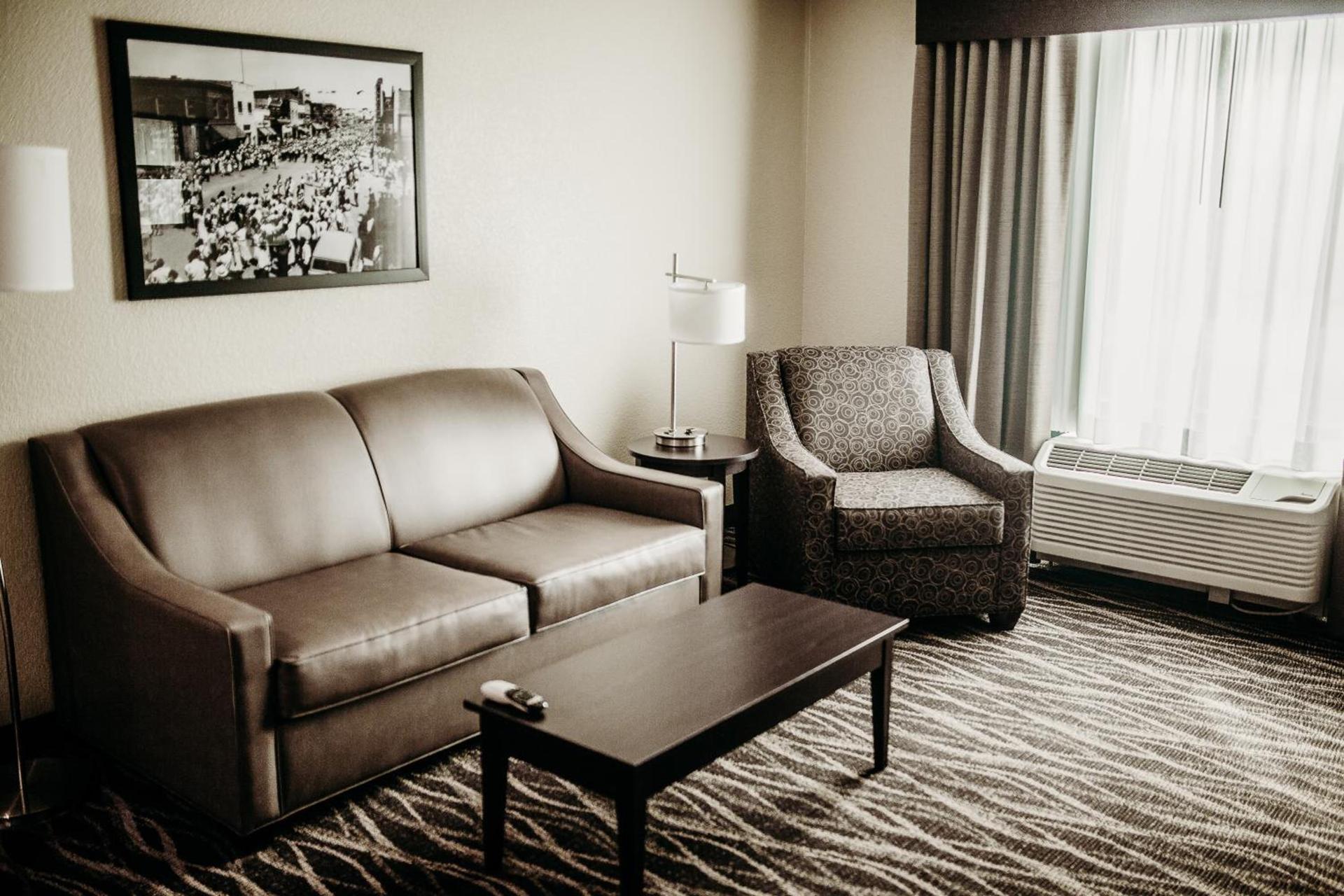 Cobblestone Hotel & Suites International Falls photo 27