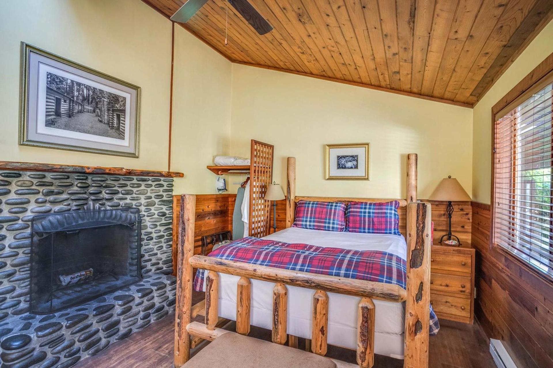 Cannon Beach Hotel Collection photo 66