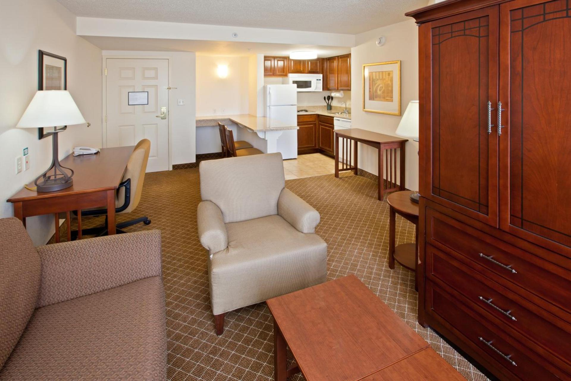 Staybridge Suites Indianapolis-Airport by IHG photo 10