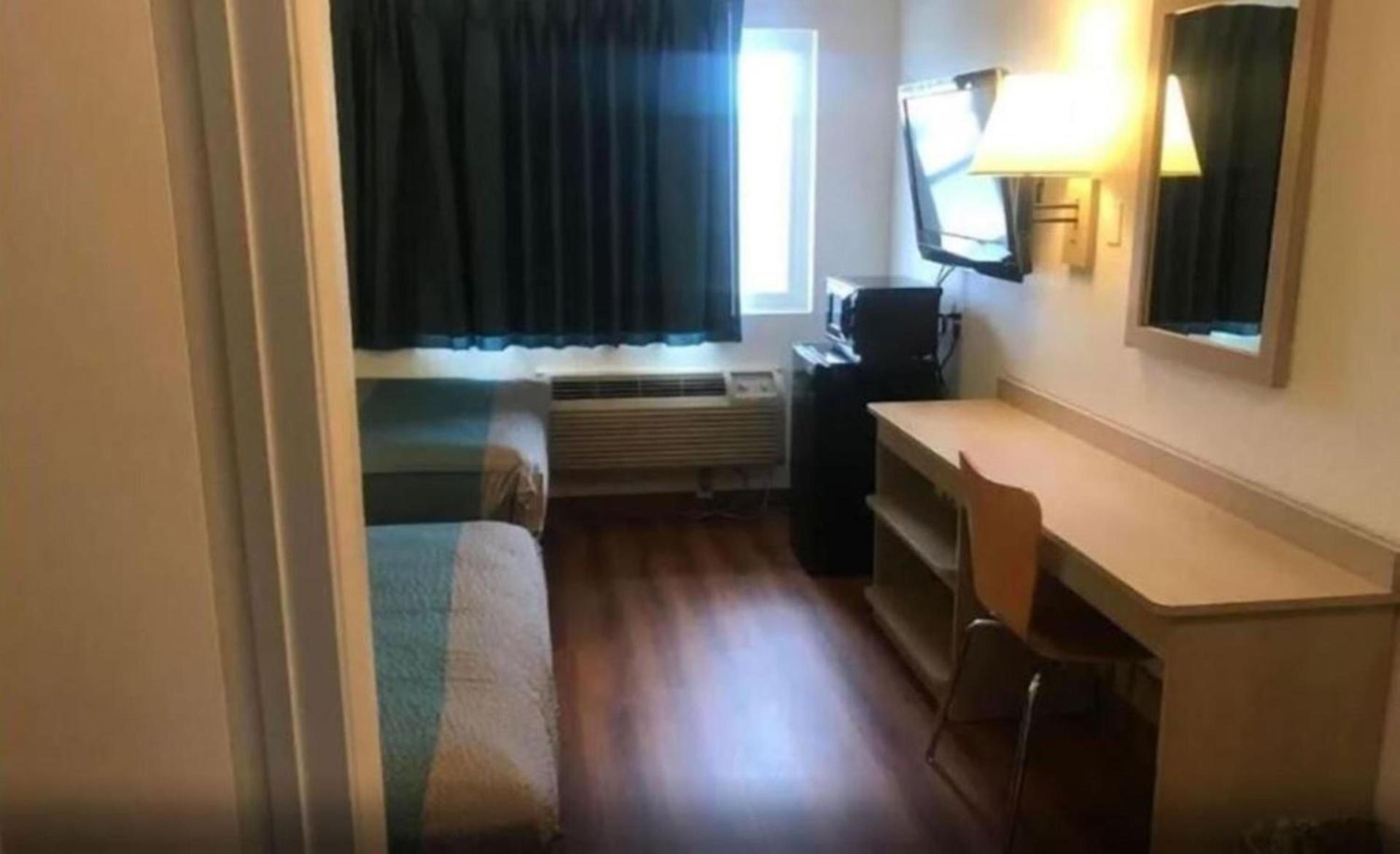 Motel 6-Spokane, WA - West photo 3