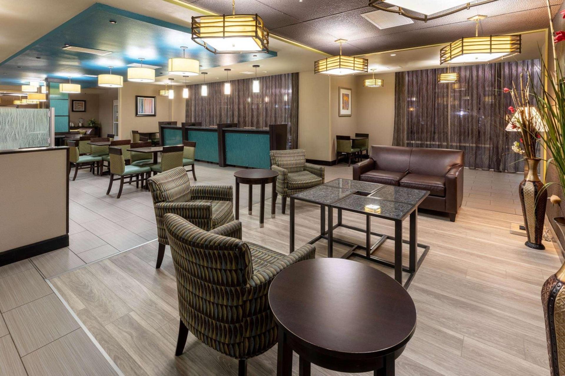 La Quinta Inn & Suites by Wyndham Durant photo 34