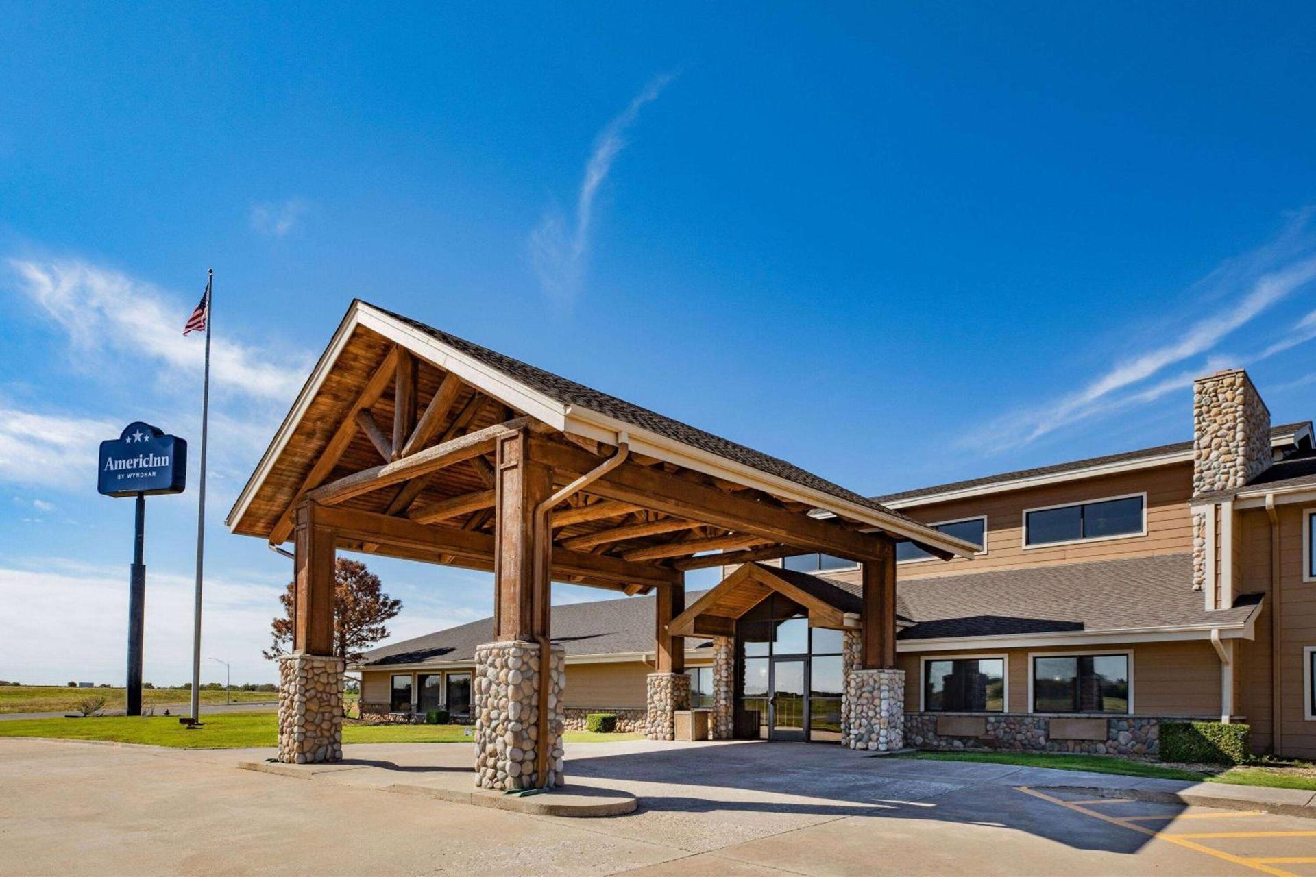 AmericInn by Wyndham Sayre photo 5