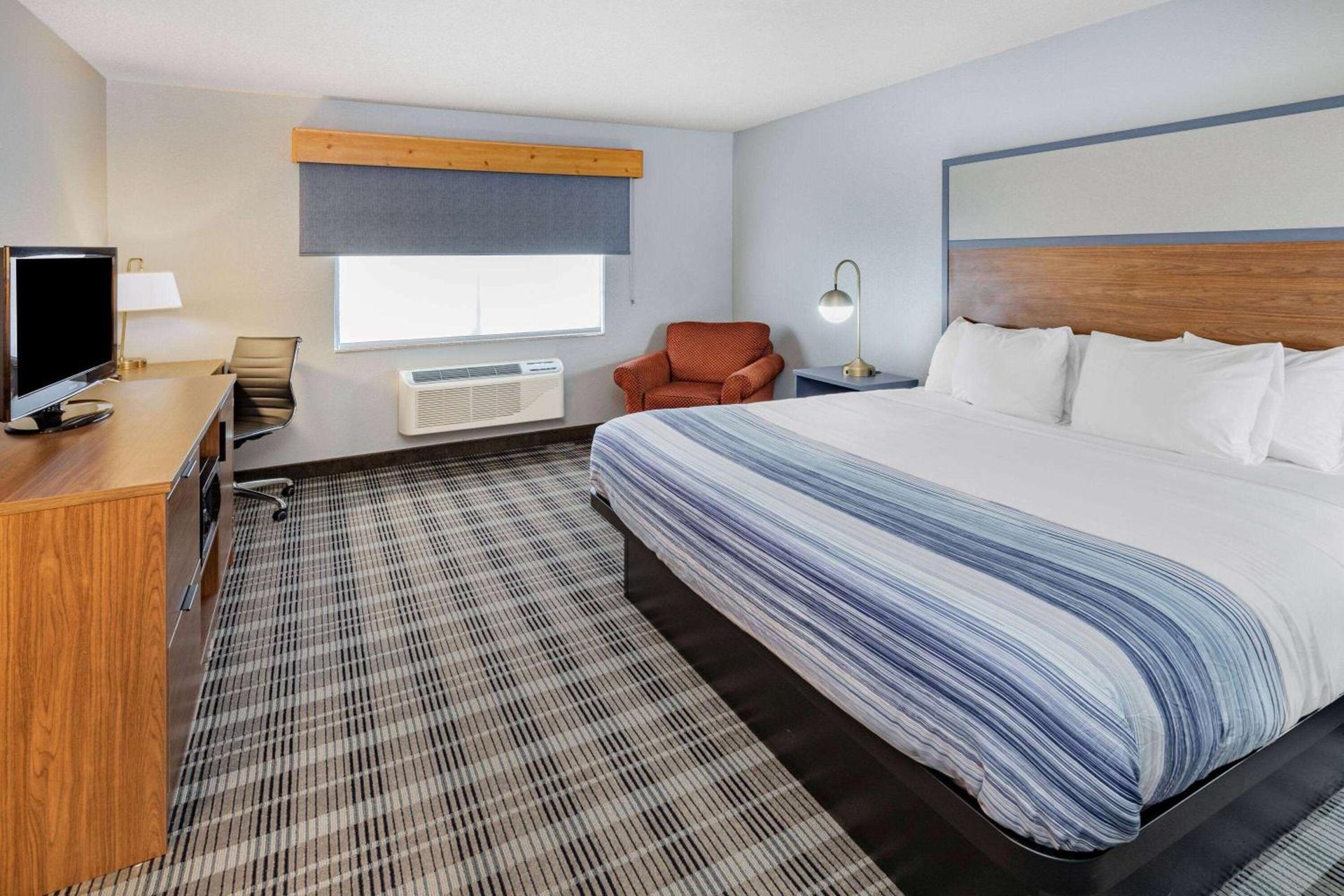 AmericInn by Wyndham Sayre photo 23