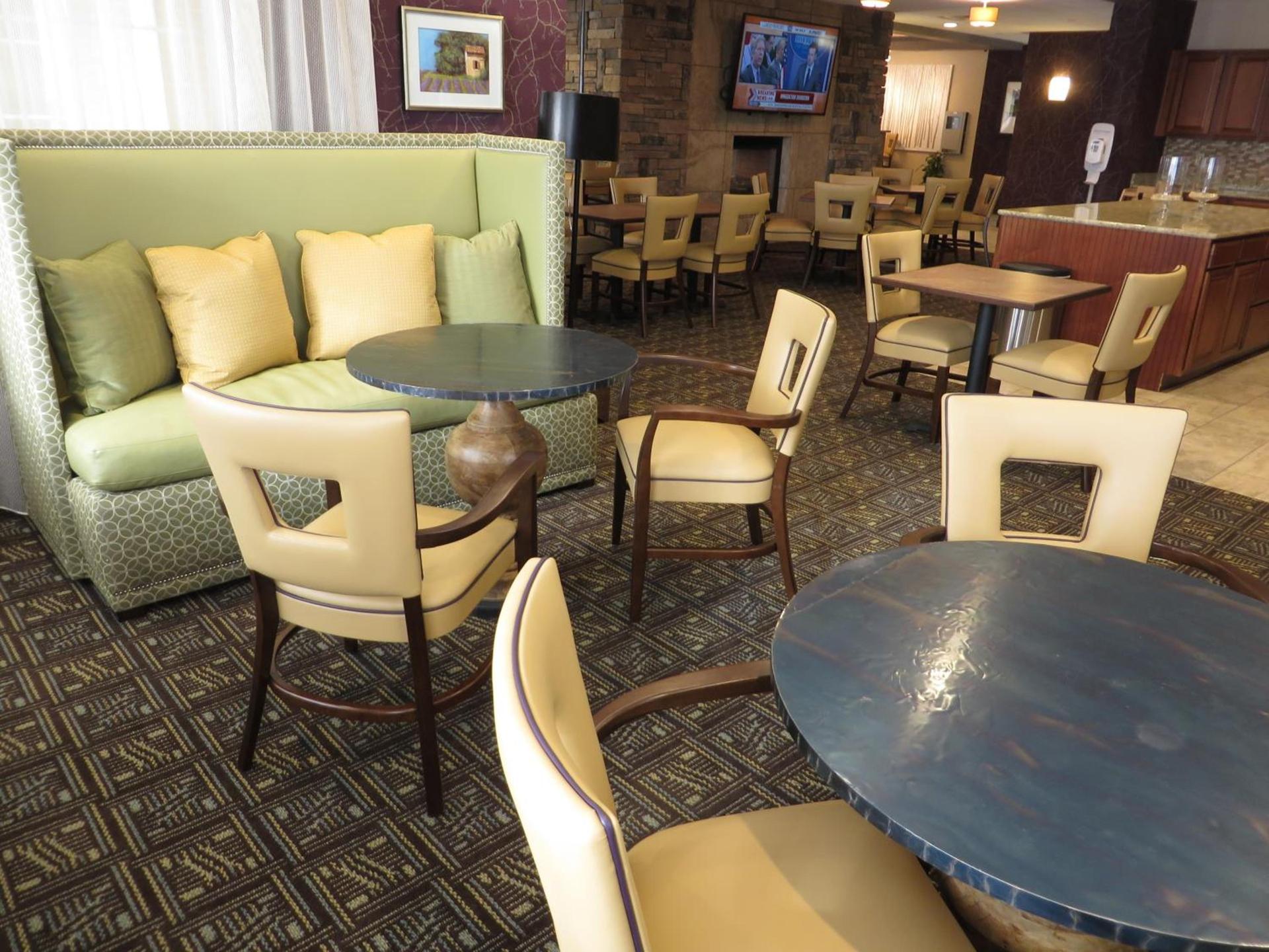 Wingate by Wyndham Elkins photo 34