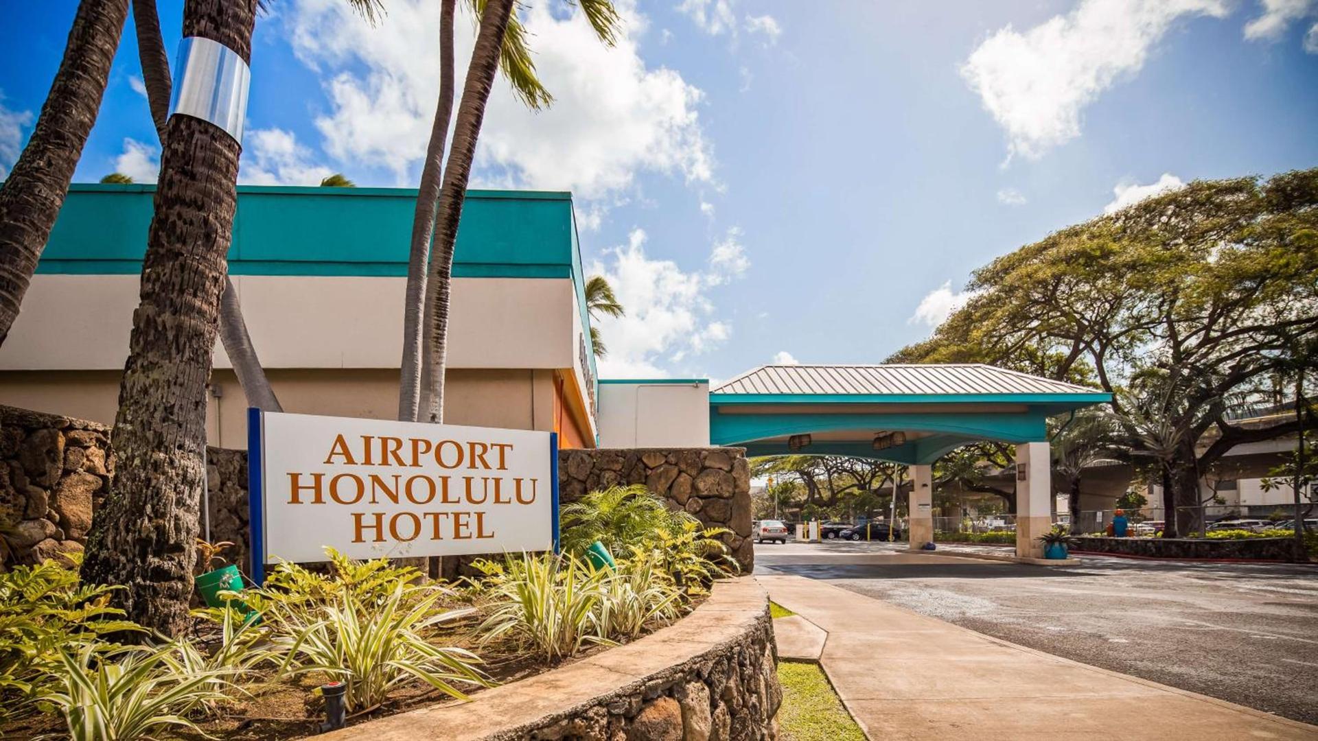 Airport Honolulu Hotel, Trademark Collection by Wyndham photo 3