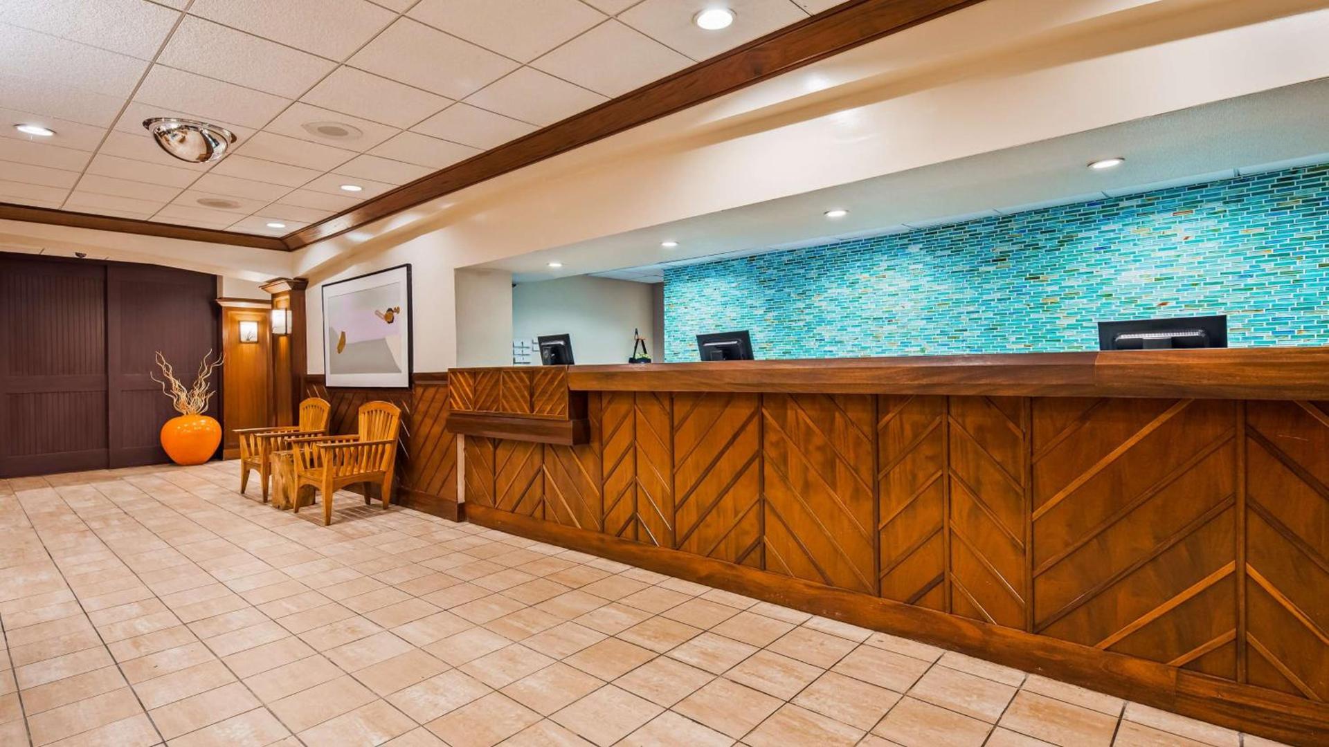 Airport Honolulu Hotel, Trademark Collection by Wyndham photo 5
