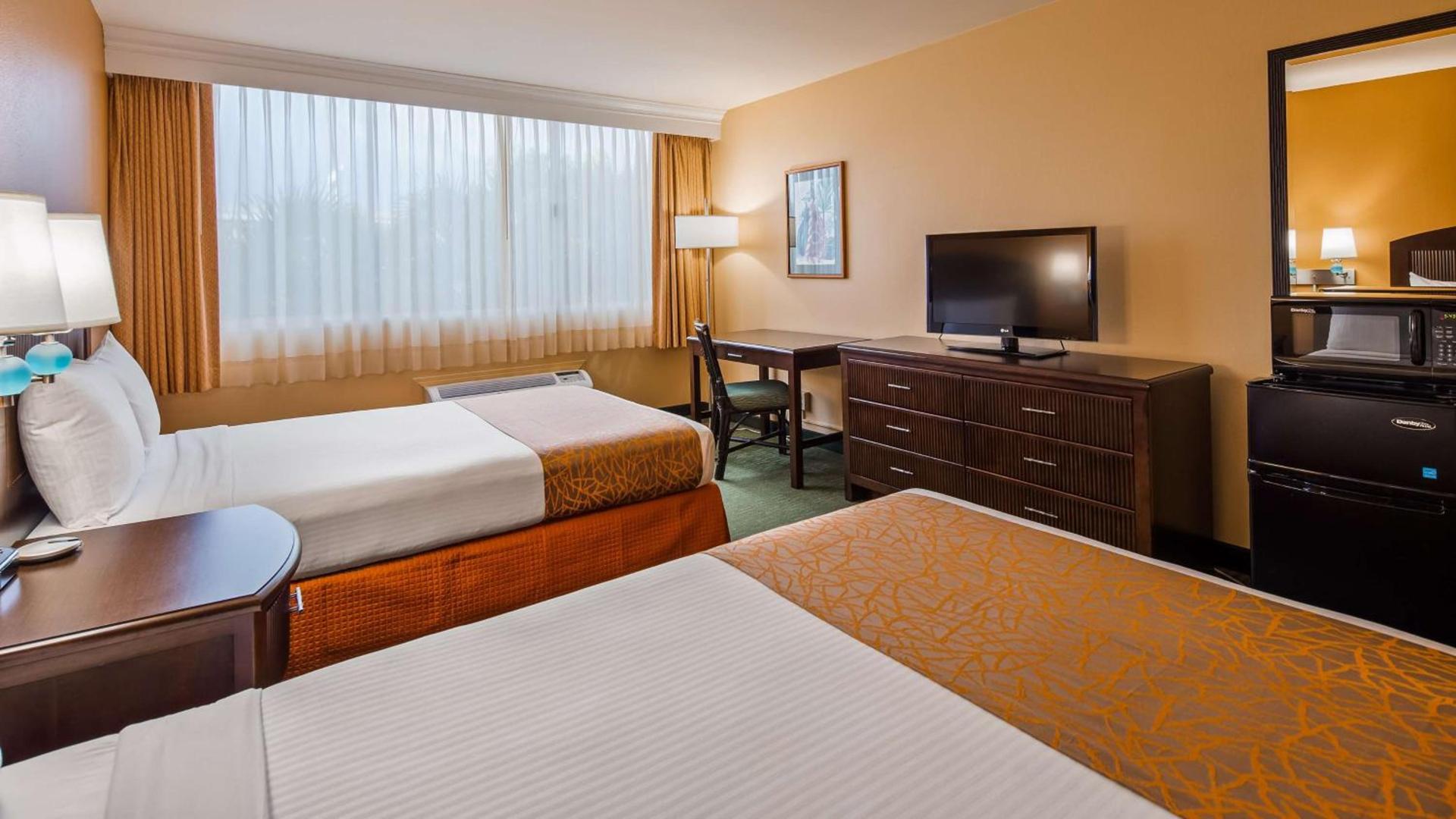 Airport Honolulu Hotel, Trademark Collection by Wyndham photo 23