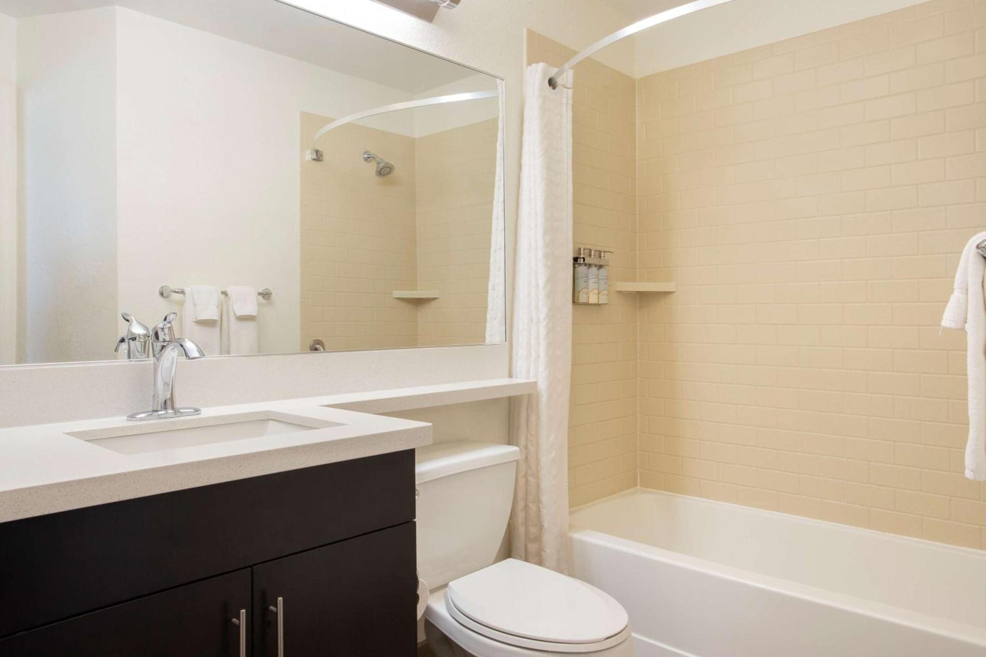 Sonesta Simply Suites Somerset photo 15
