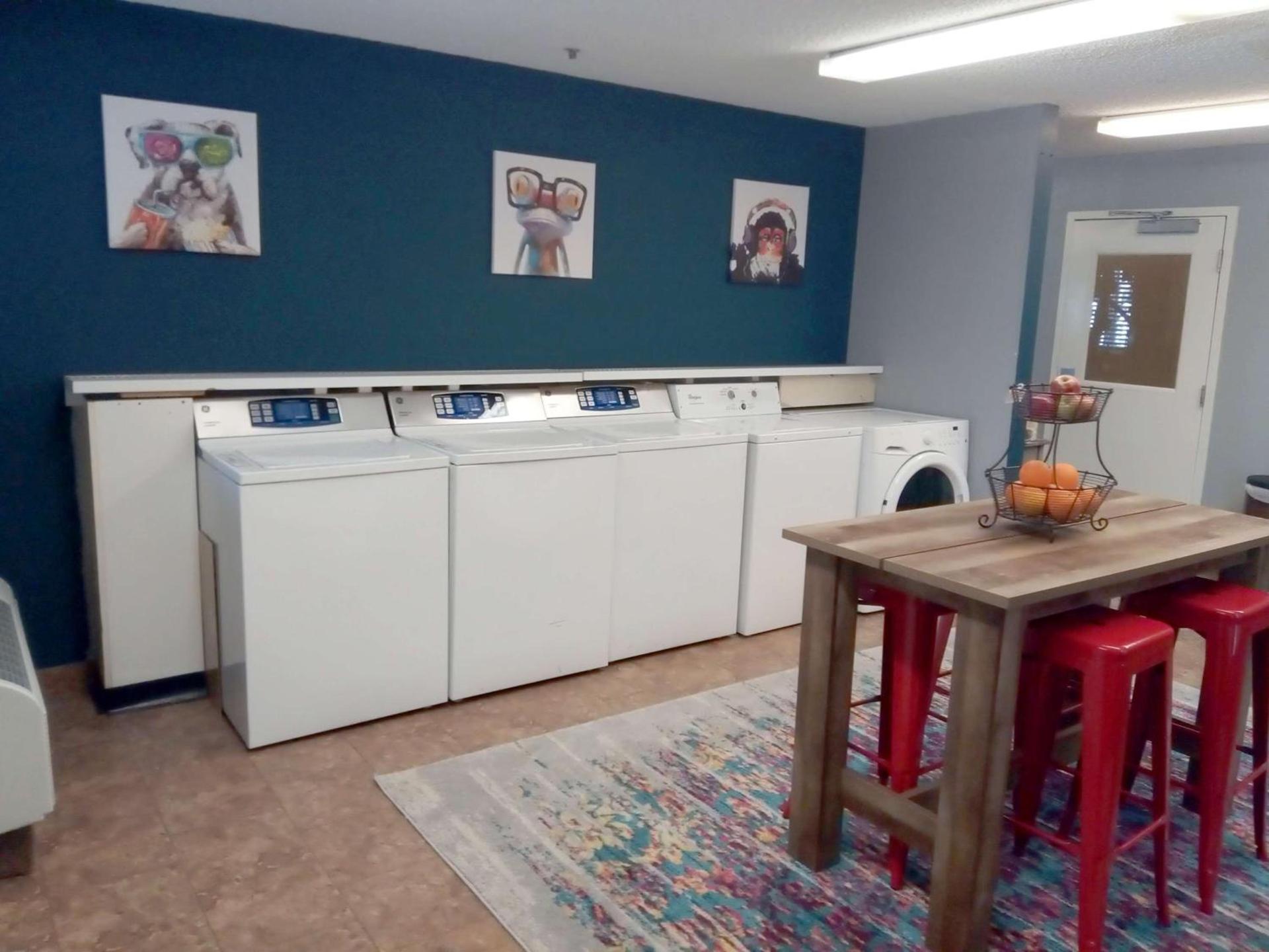Sonesta Simply Suites Somerset photo 19