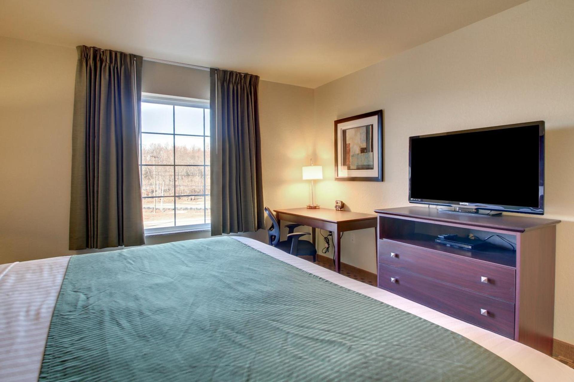 Cobblestone Inn & Suites Cambridge photo 32
