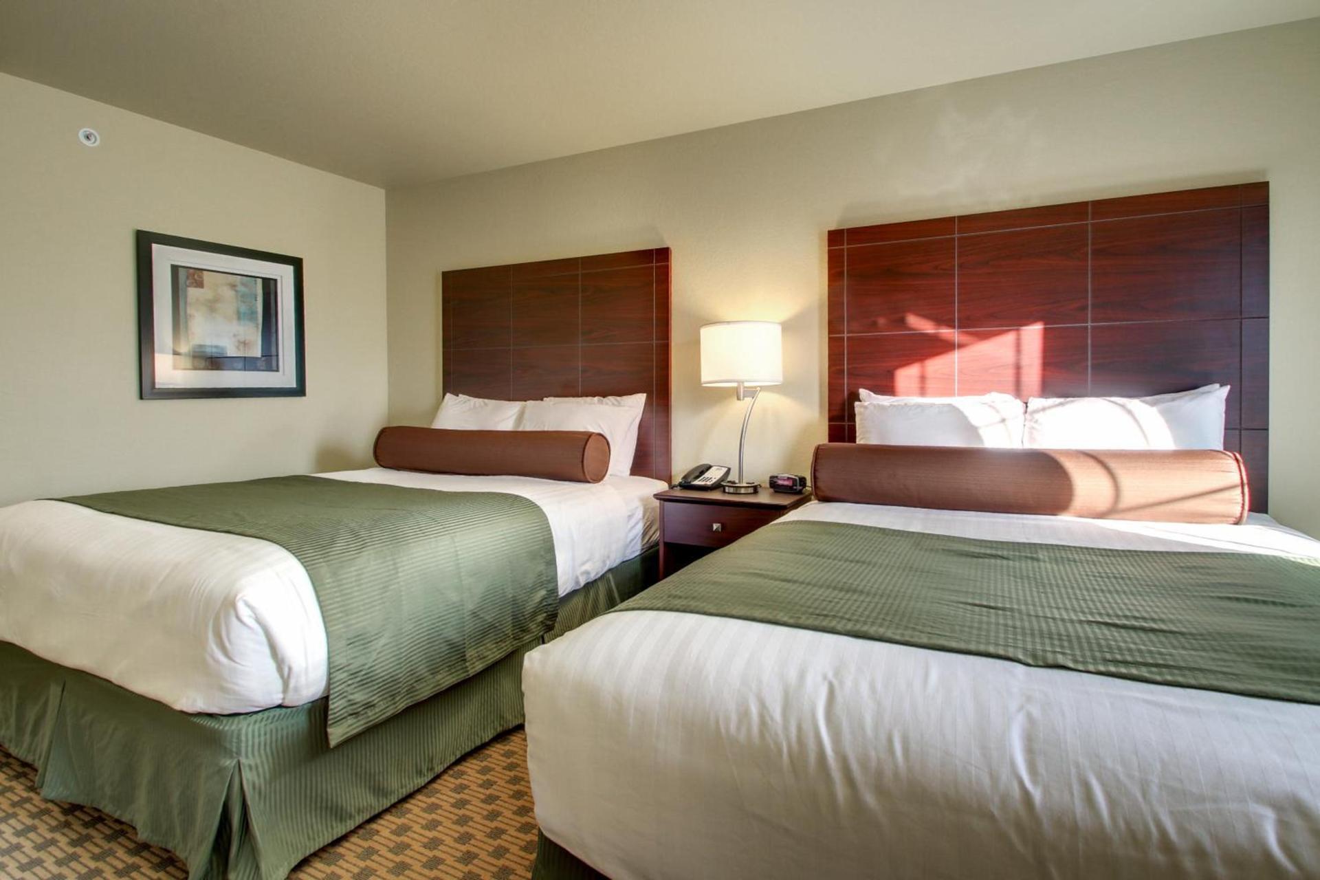 Cobblestone Inn & Suites Cambridge photo 33