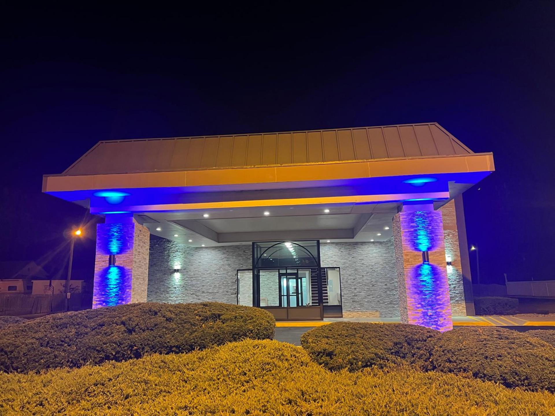 Quality Inn South Bend near Notre Dame photo 48
