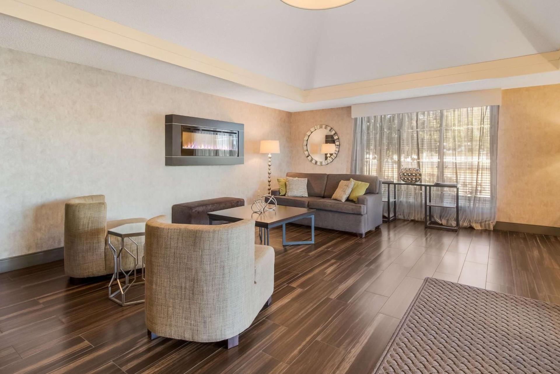 Best Western University Inn photo 11