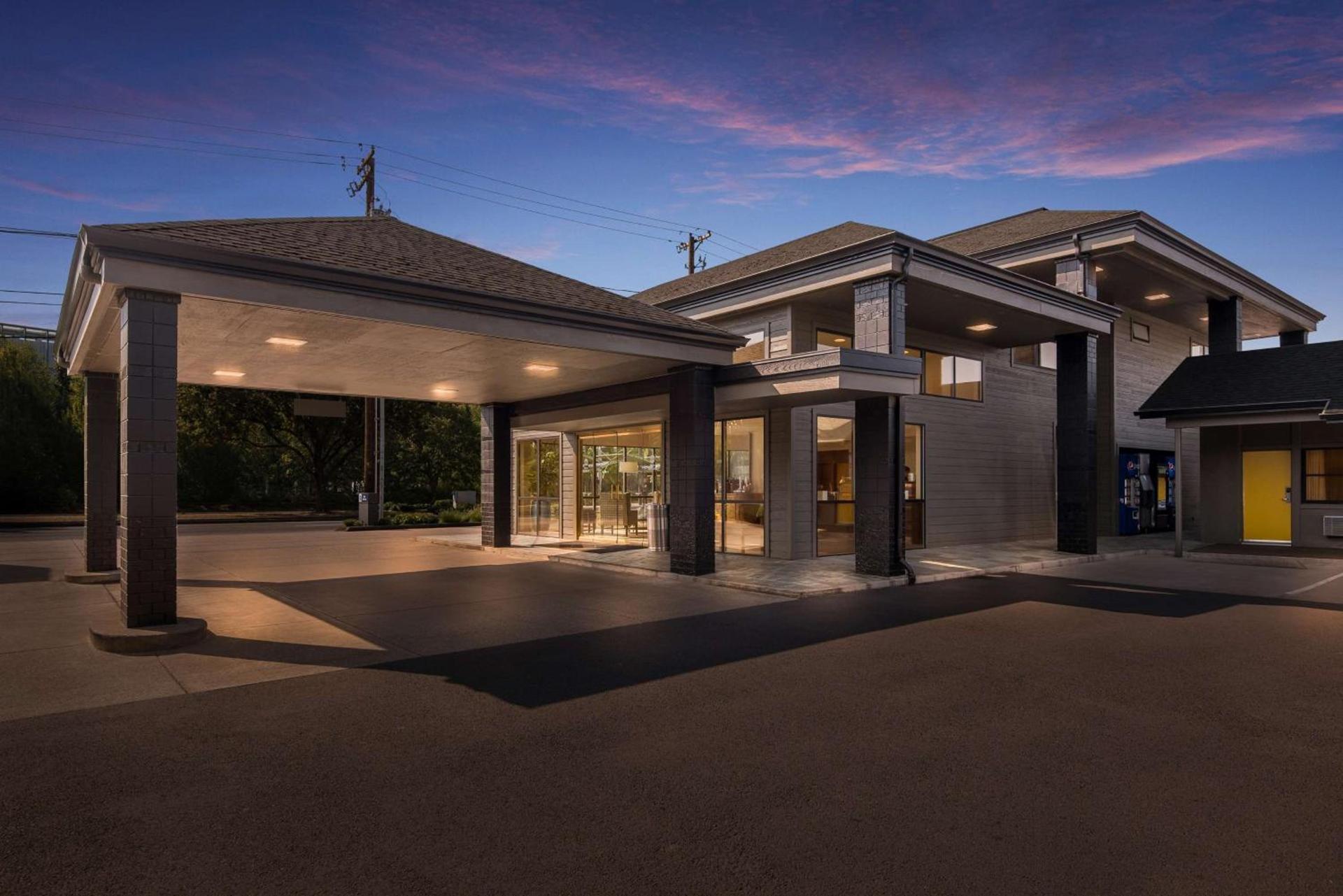 Best Western New Oregon Motel — hotel in Eugene