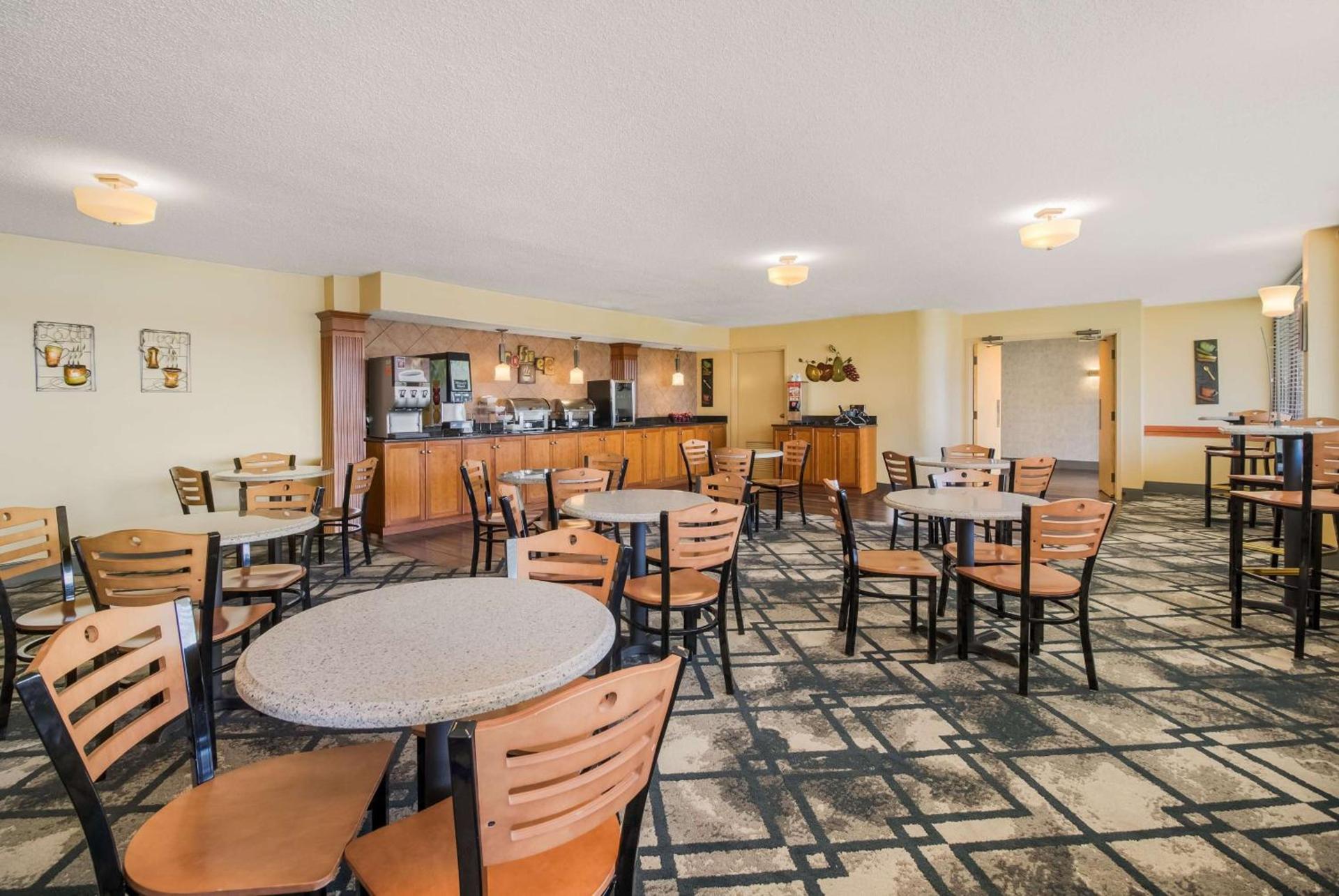 Best Western University Inn photo 30