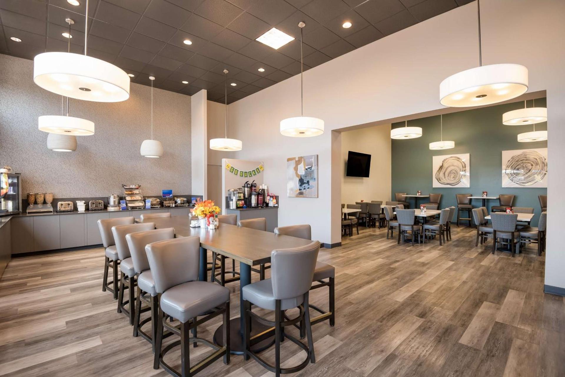 Best Western New Oregon Motel photo 34