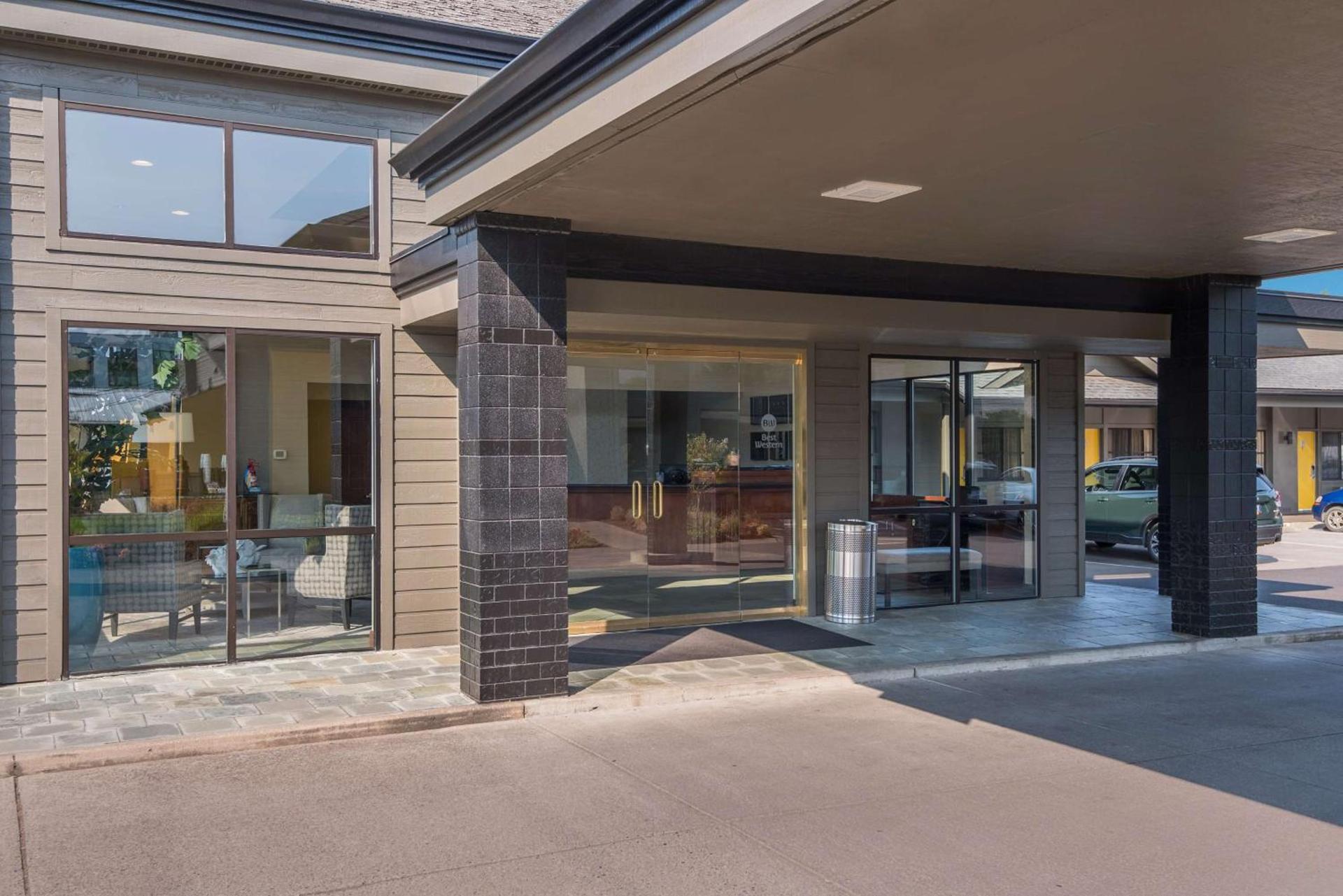 Best Western New Oregon Motel photo 52