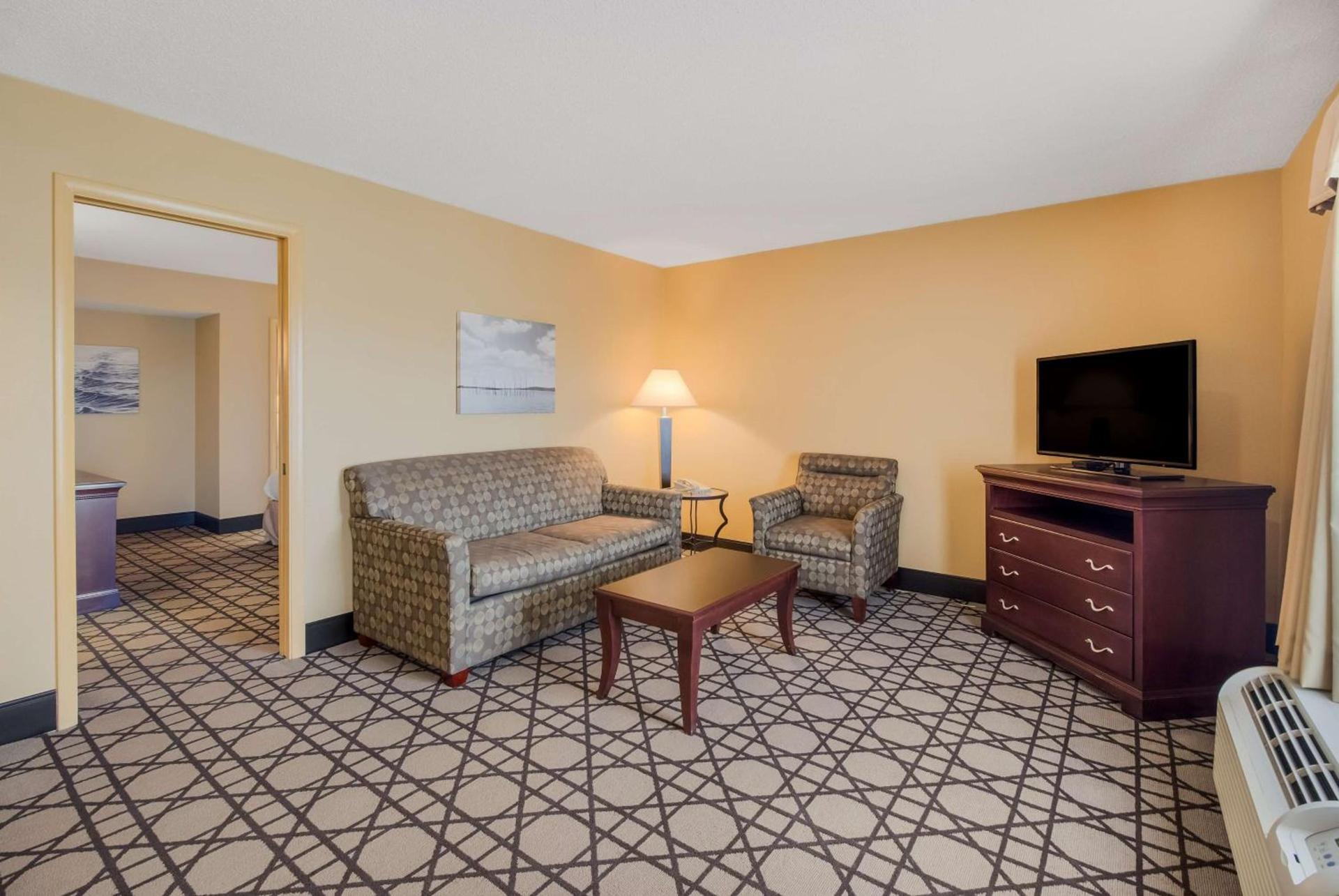 Best Western University Inn photo 22