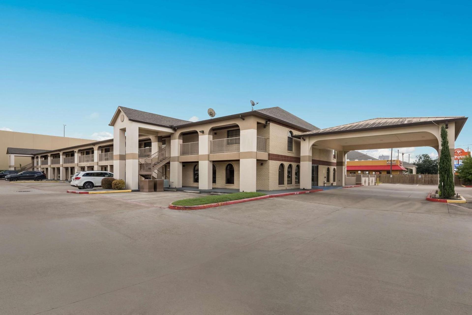 SureStay Hotel by Best Western Deer Park photo 31