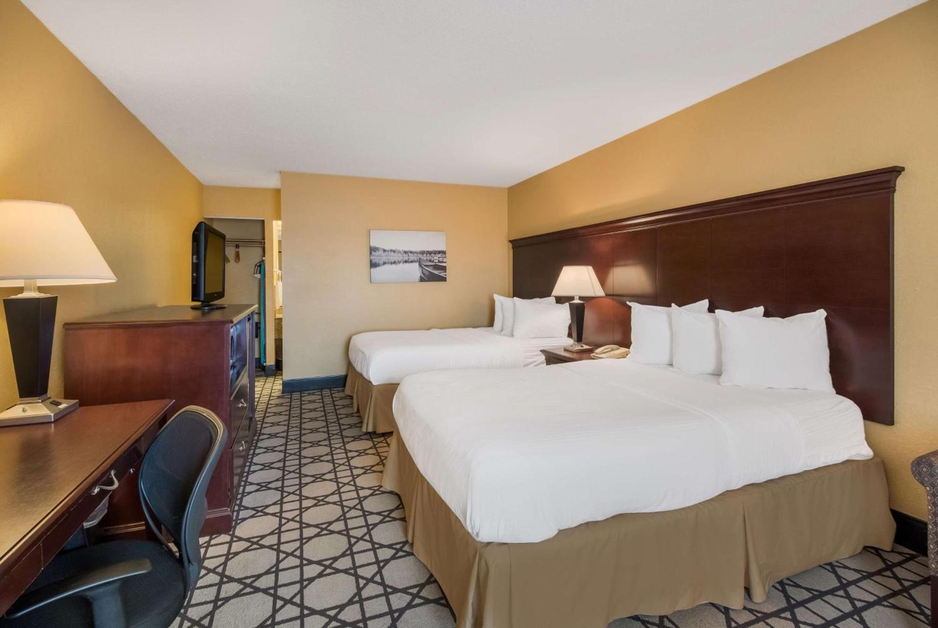 Best Western University Inn photo 19