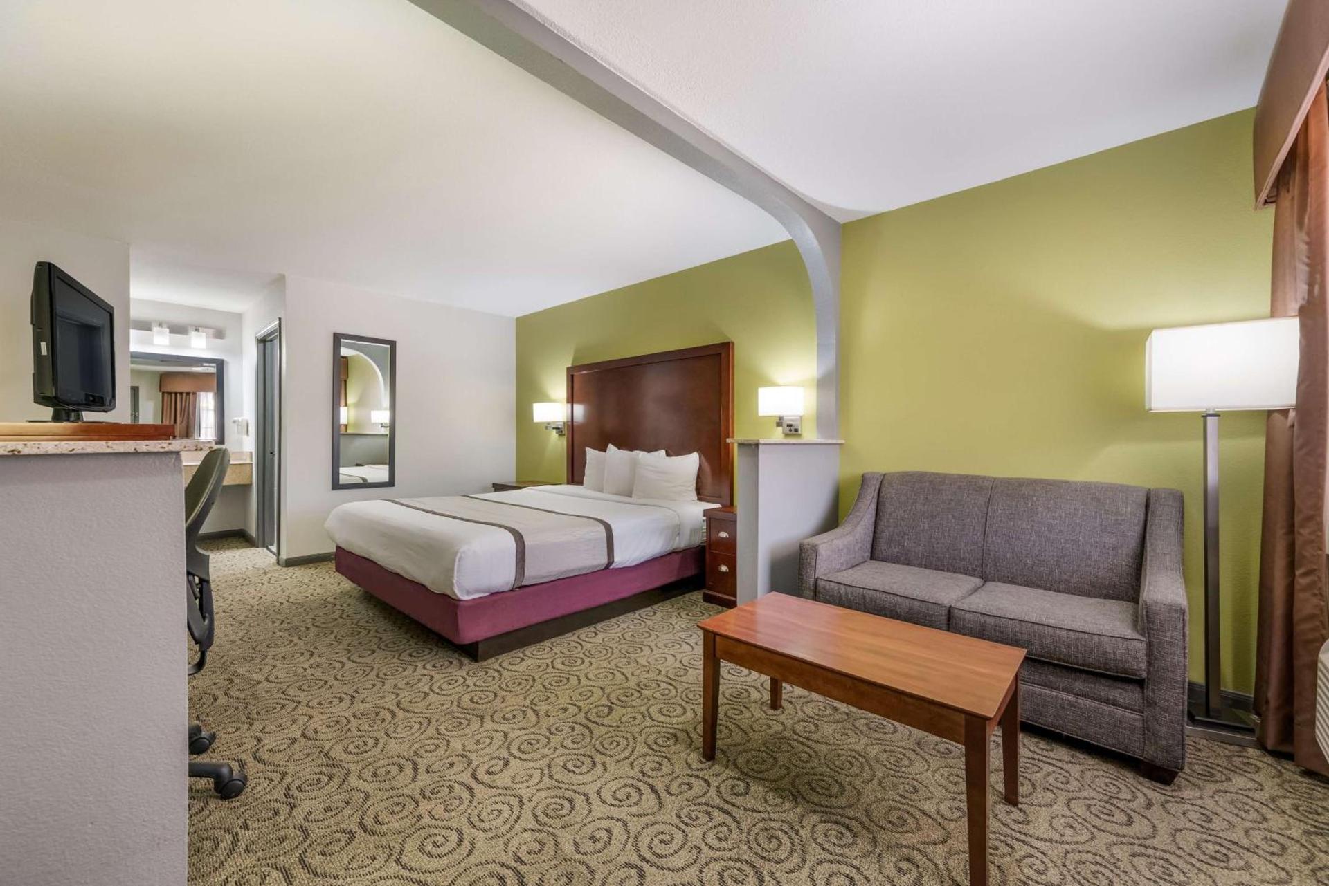 SureStay Hotel by Best Western Deer Park photo 22