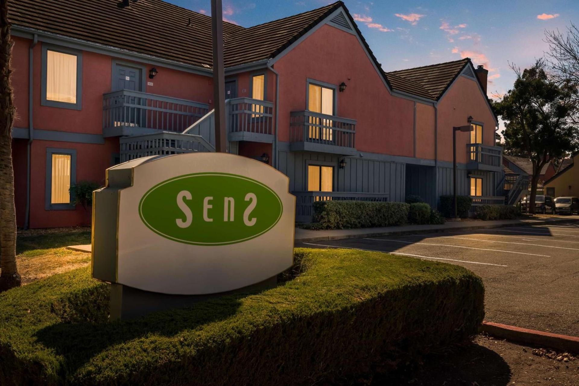SenS Suites Livermore; SureStay Collection by Best Western photo 12
