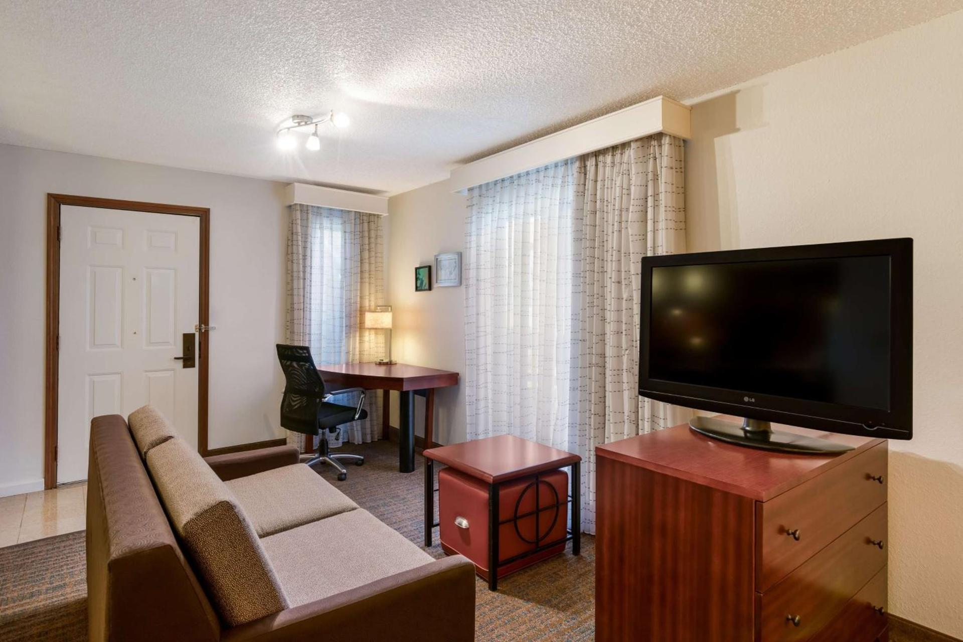 SenS Suites Livermore; SureStay Collection by Best Western photo 27