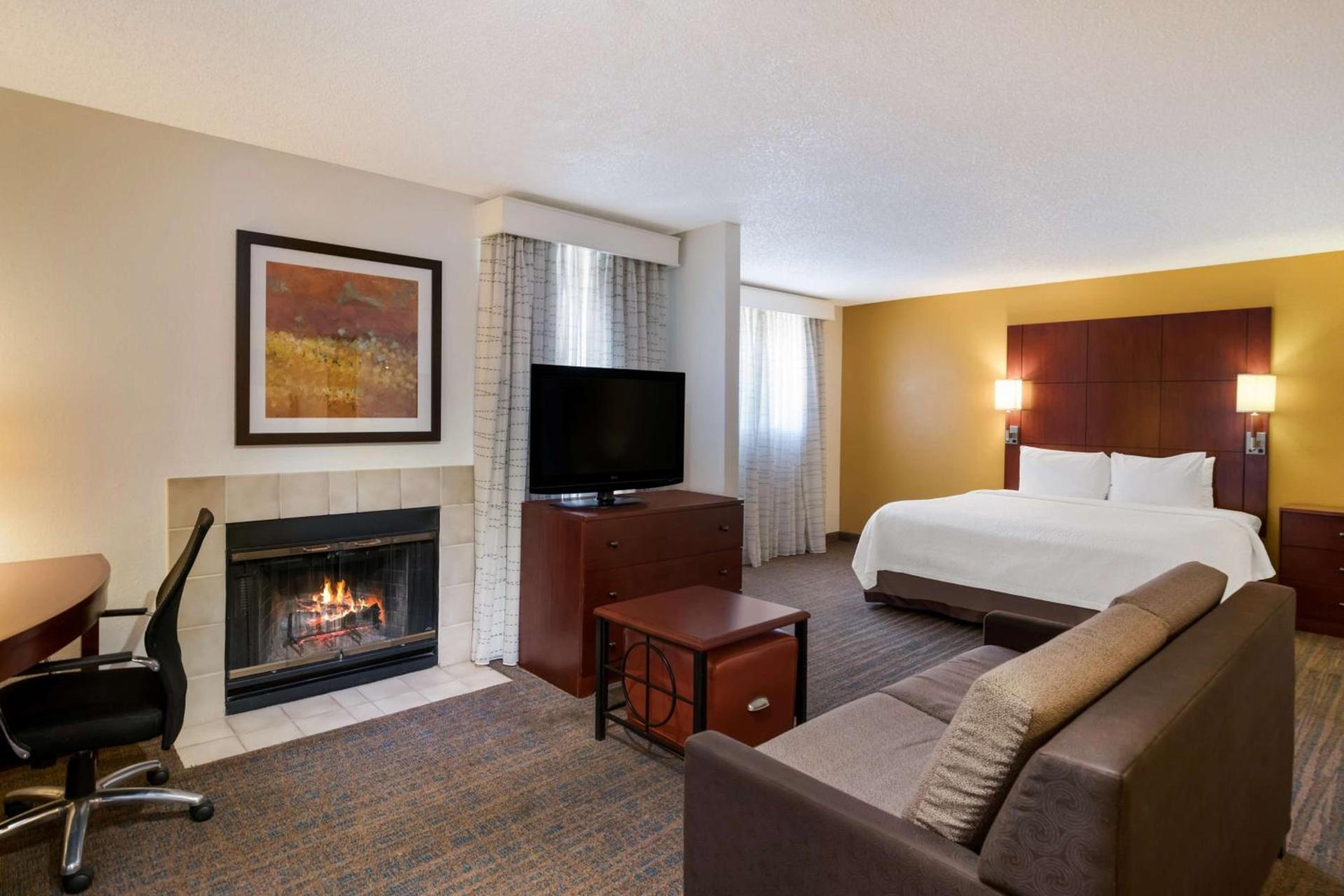 SenS Suites Livermore; SureStay Collection by Best Western photo 32