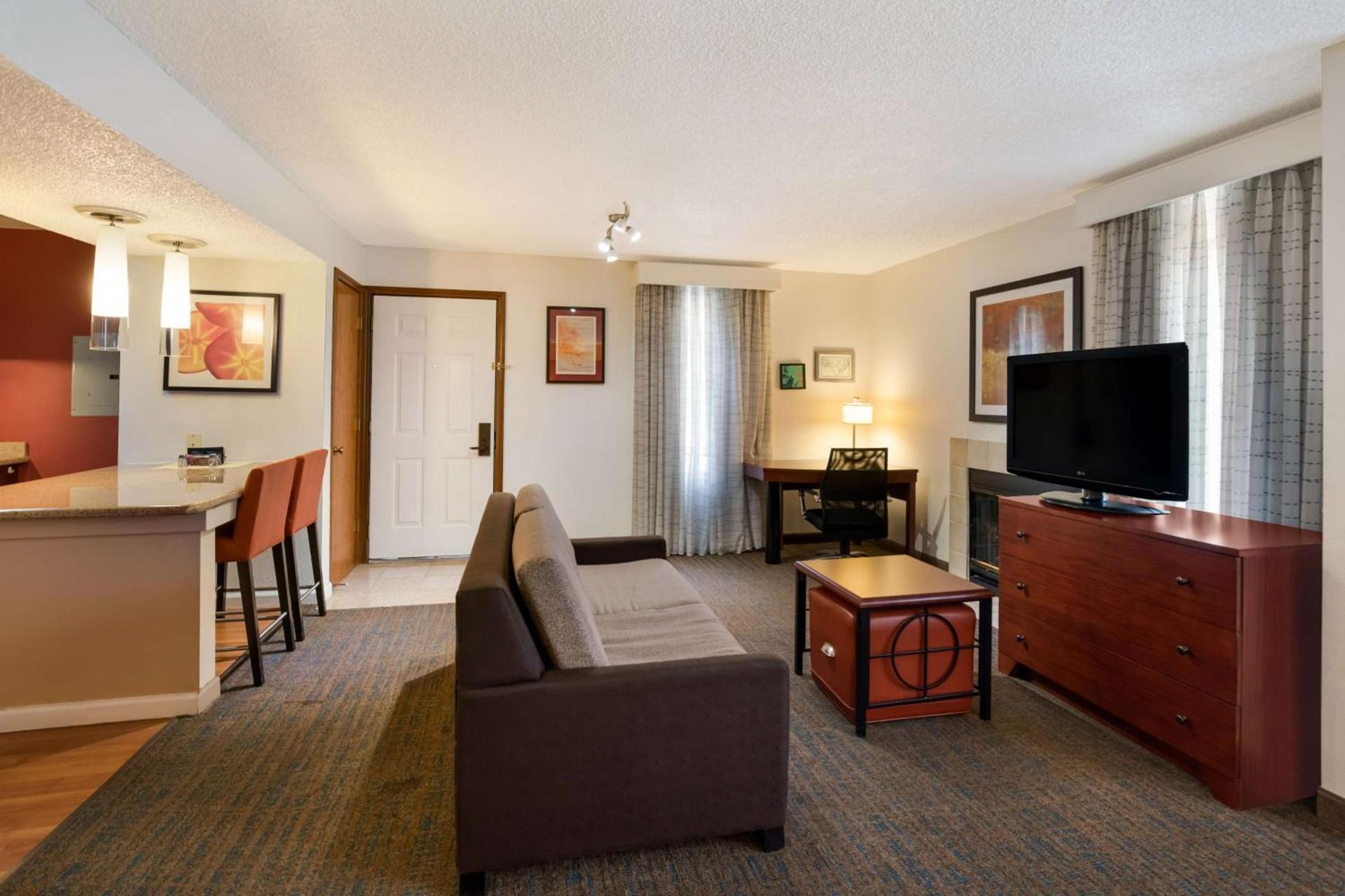 SenS Suites Livermore; SureStay Collection by Best Western photo 34