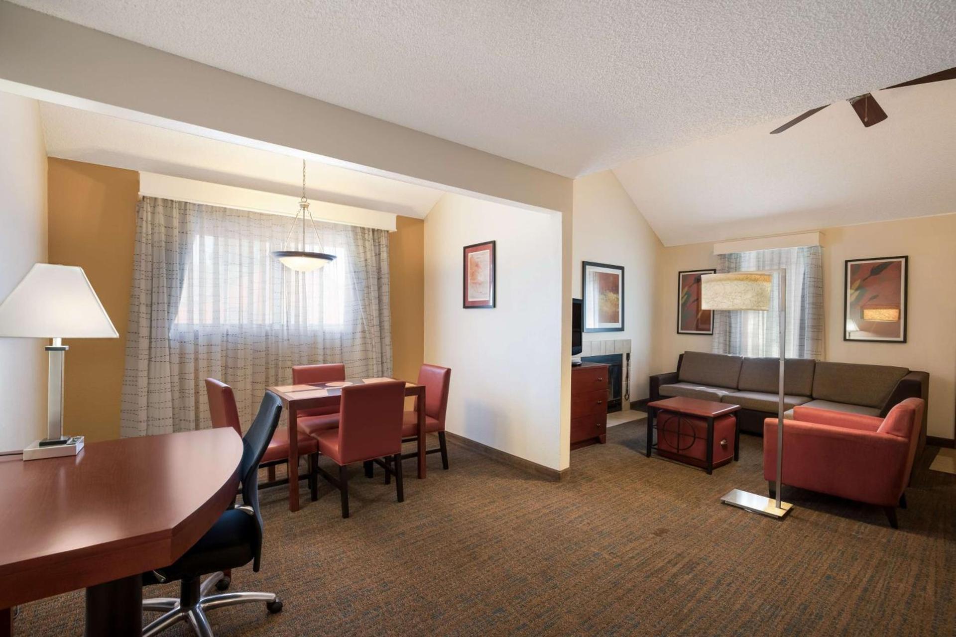 SenS Suites Livermore; SureStay Collection by Best Western photo 37