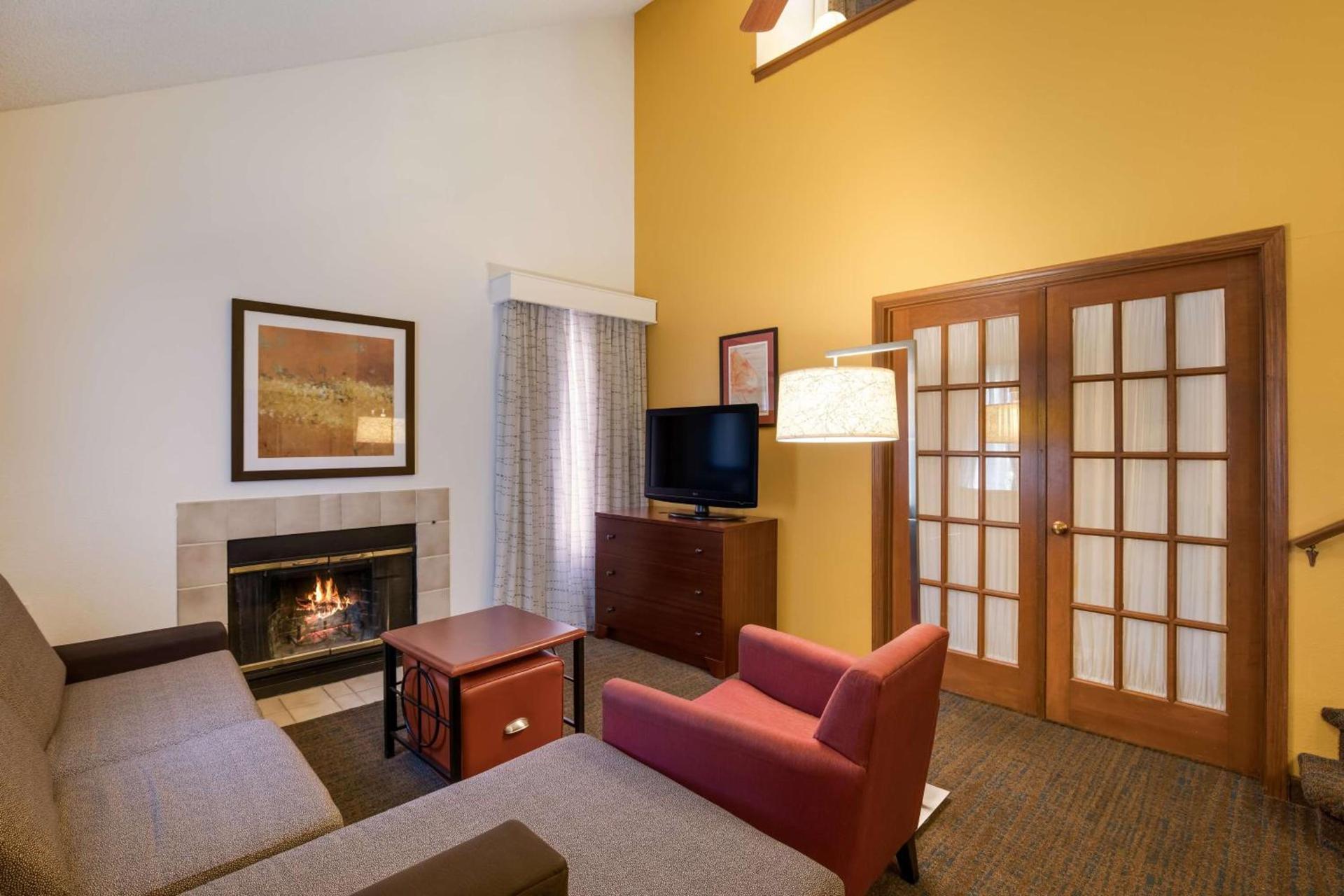 SenS Suites Livermore; SureStay Collection by Best Western photo 48