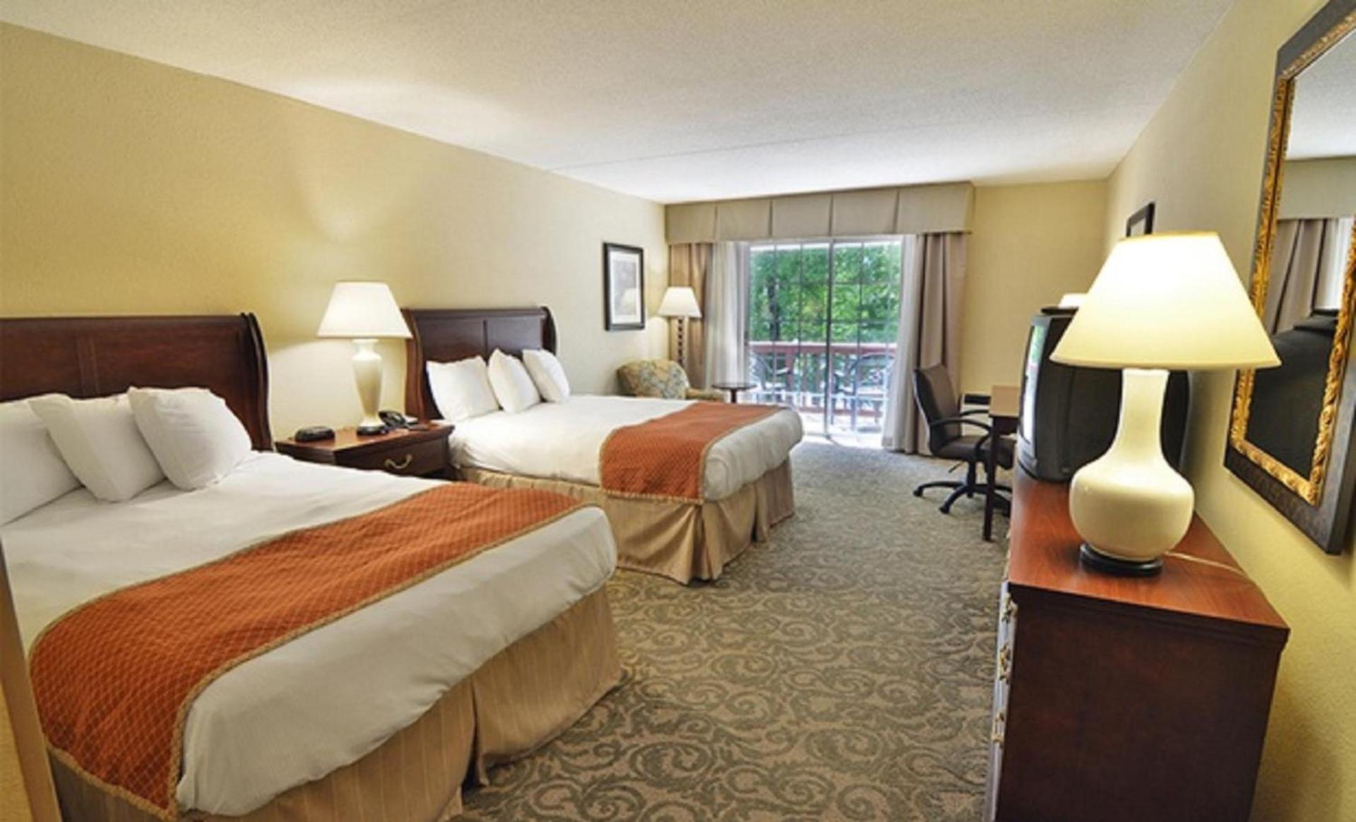 Sturbridge Host Hotel And Conference Center photo 13