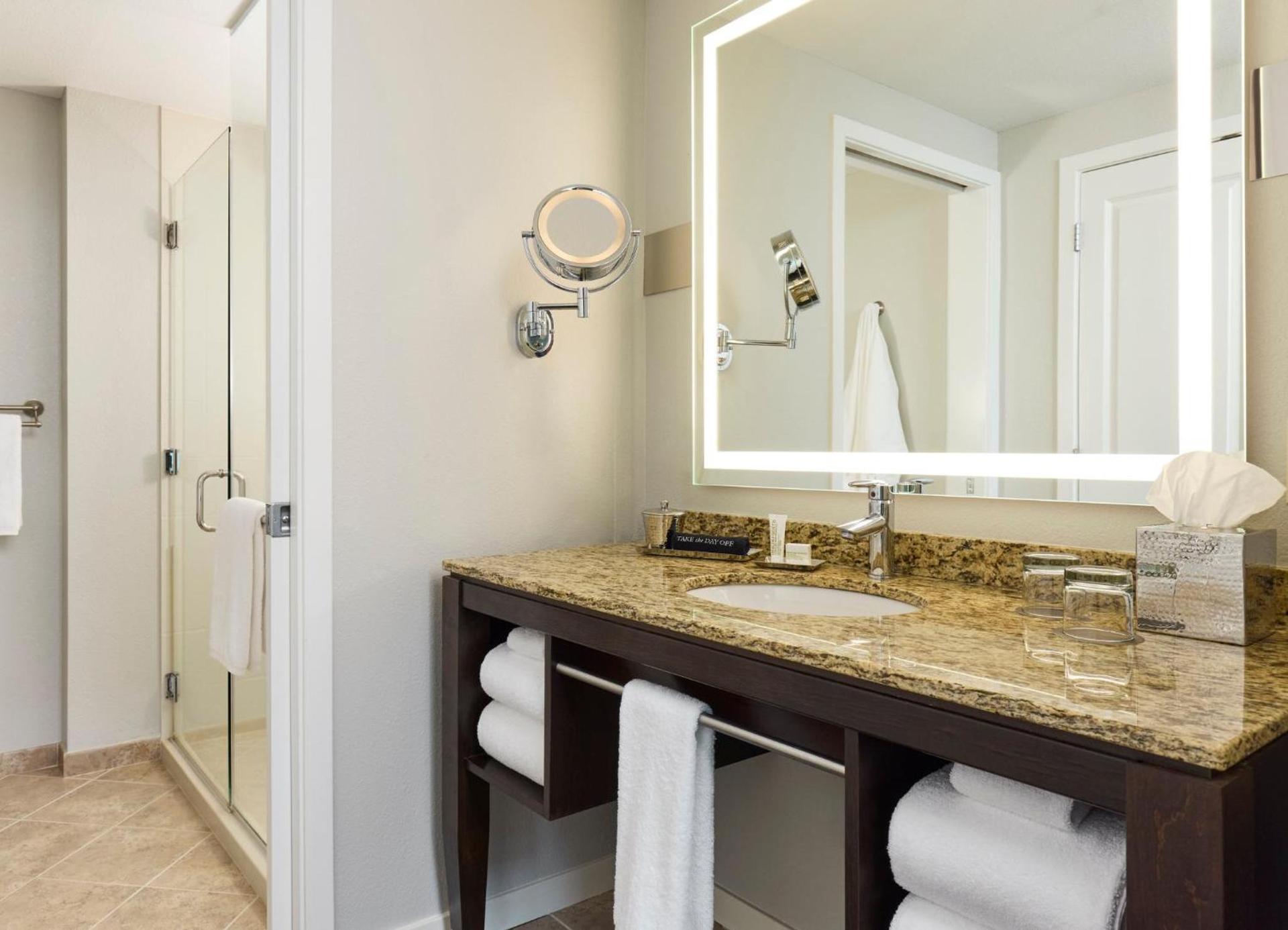 Archer Hotel Falls Church photo 10