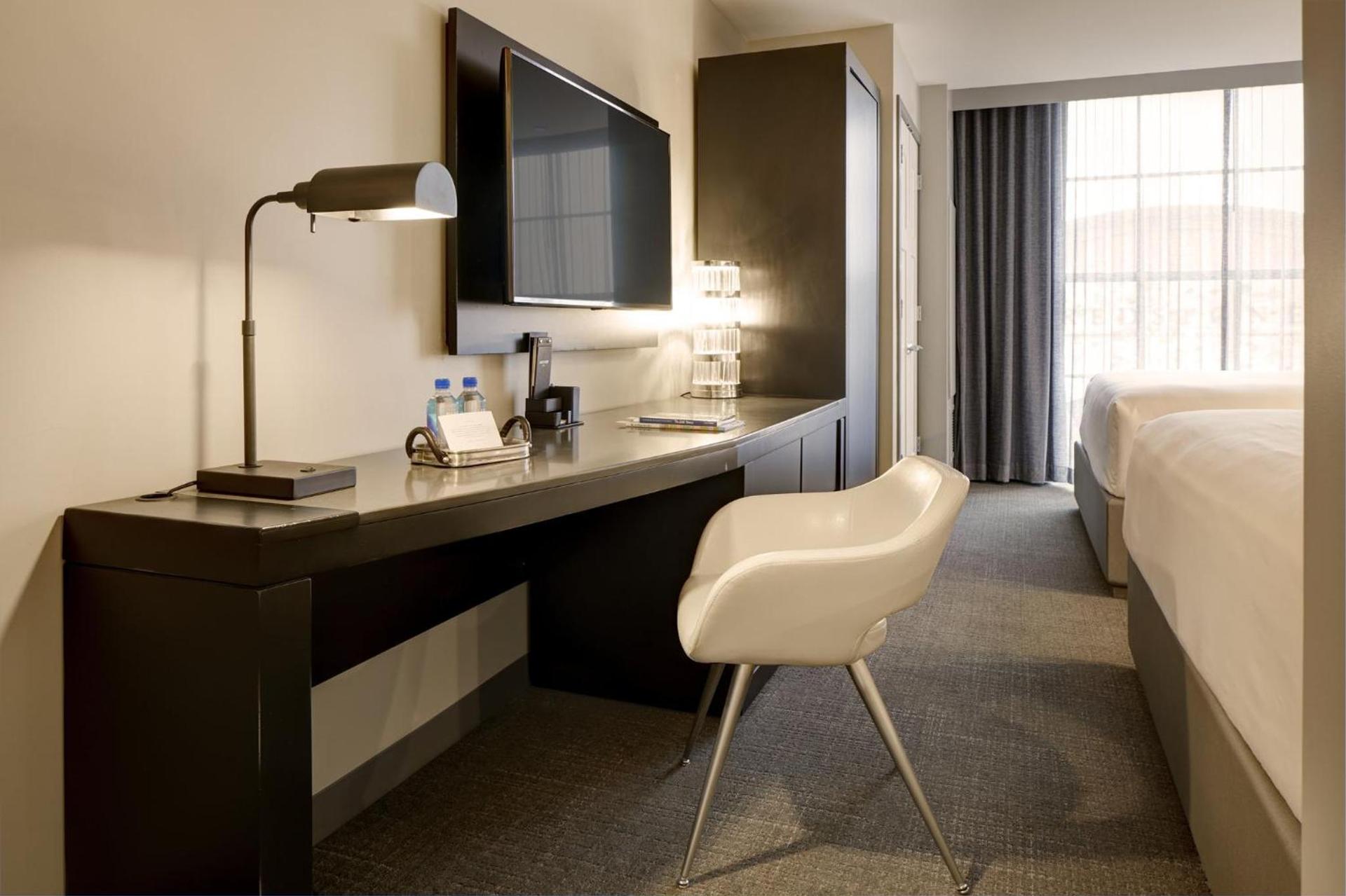 Archer Hotel Boston/Burlington photo 48