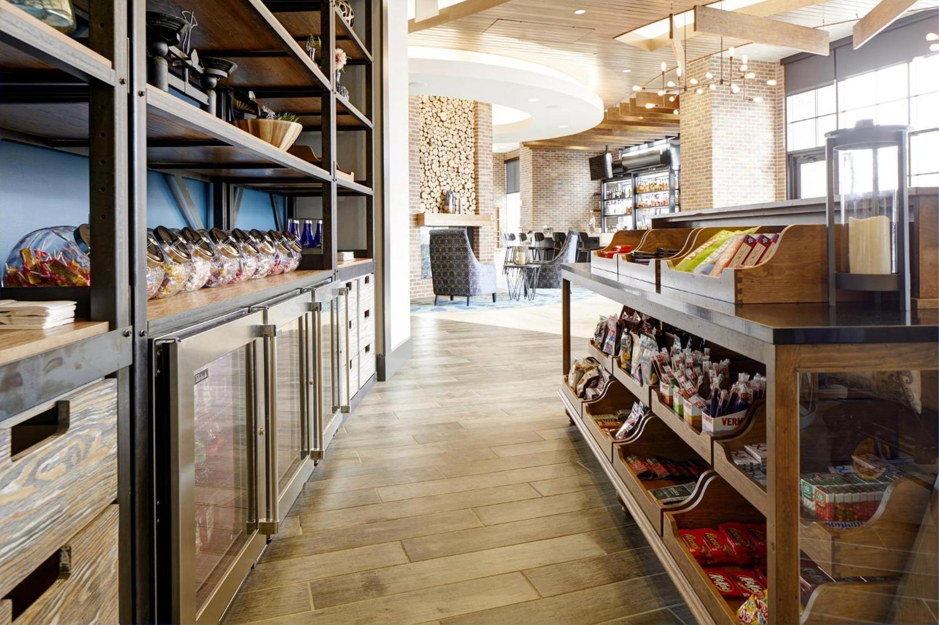 Archer Hotel Boston/Burlington photo 15