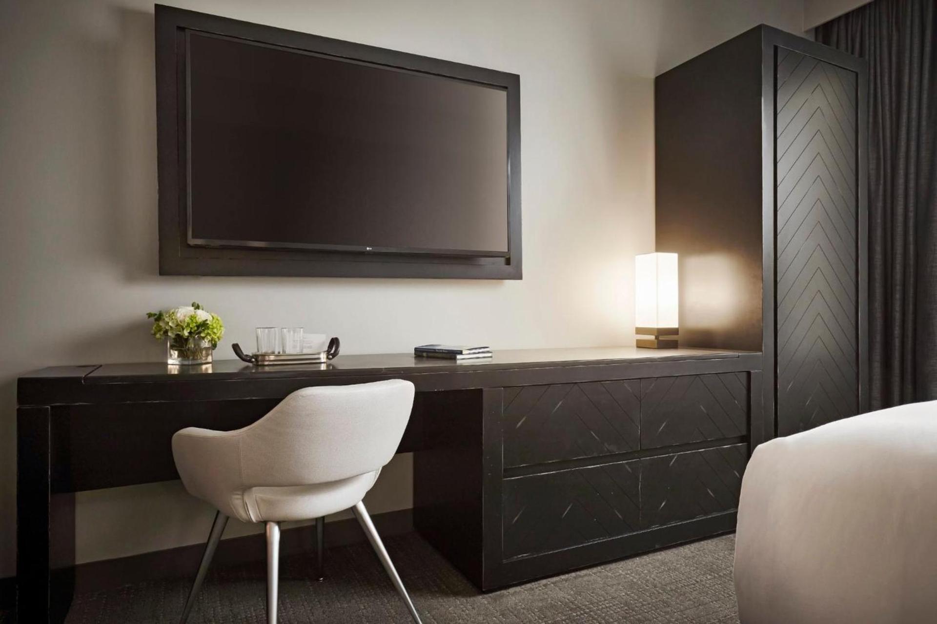 Archer Hotel Tysons photo 43