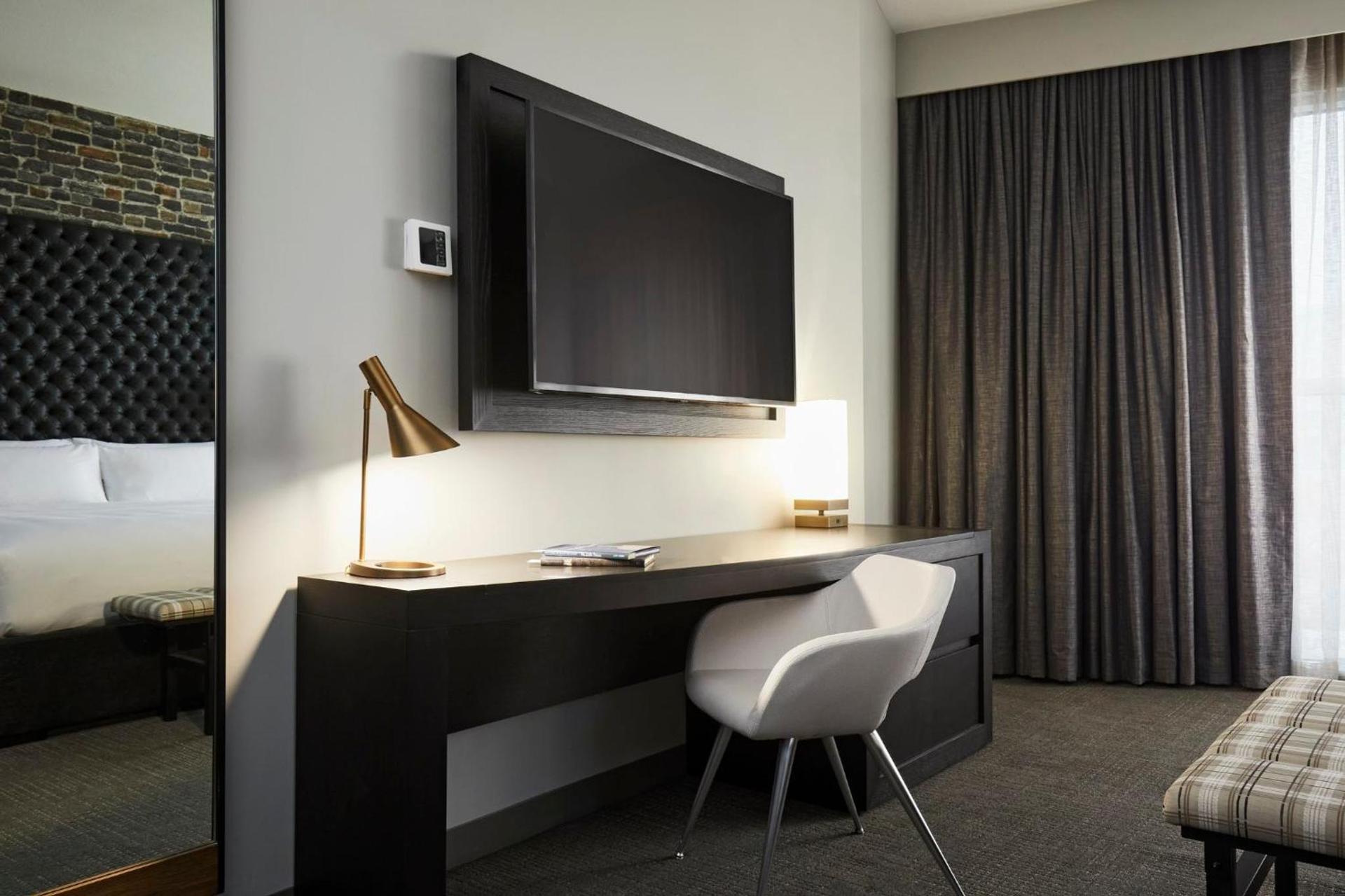 Archer Hotel Tysons photo 46