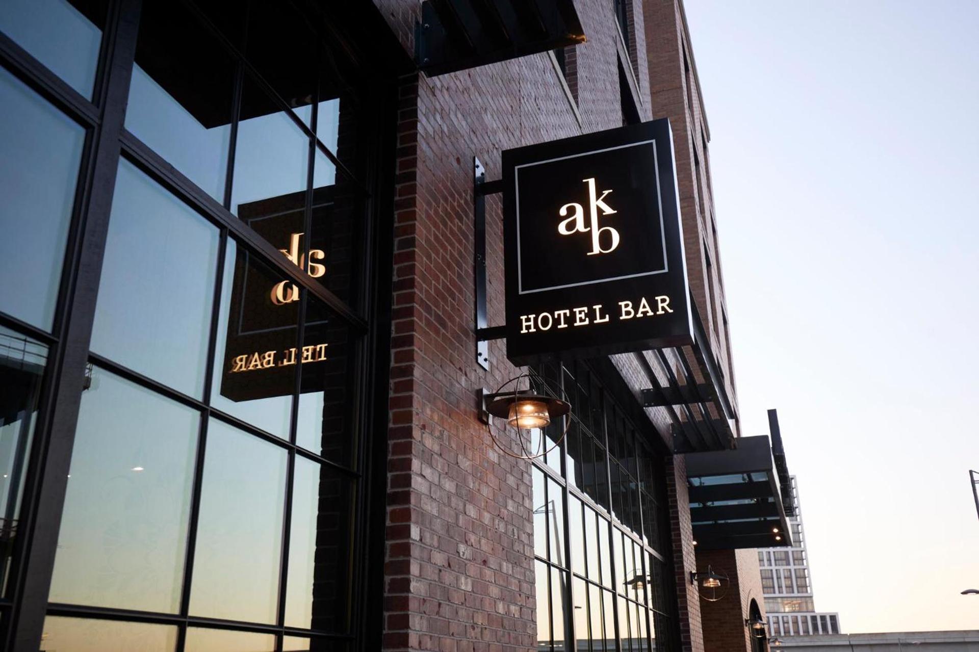 Archer Hotel Tysons photo 7