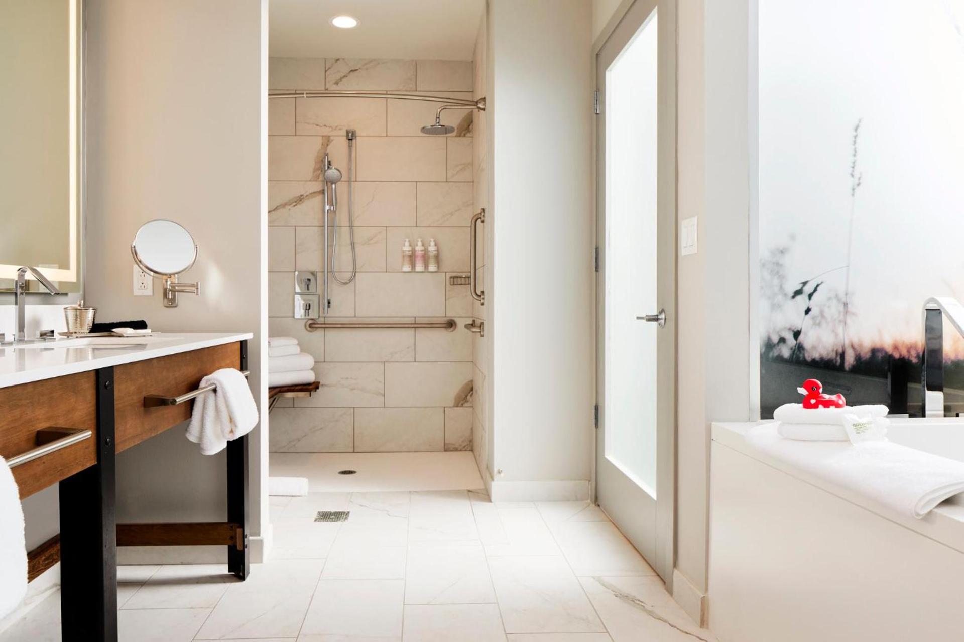 Archer Hotel Tysons photo 42