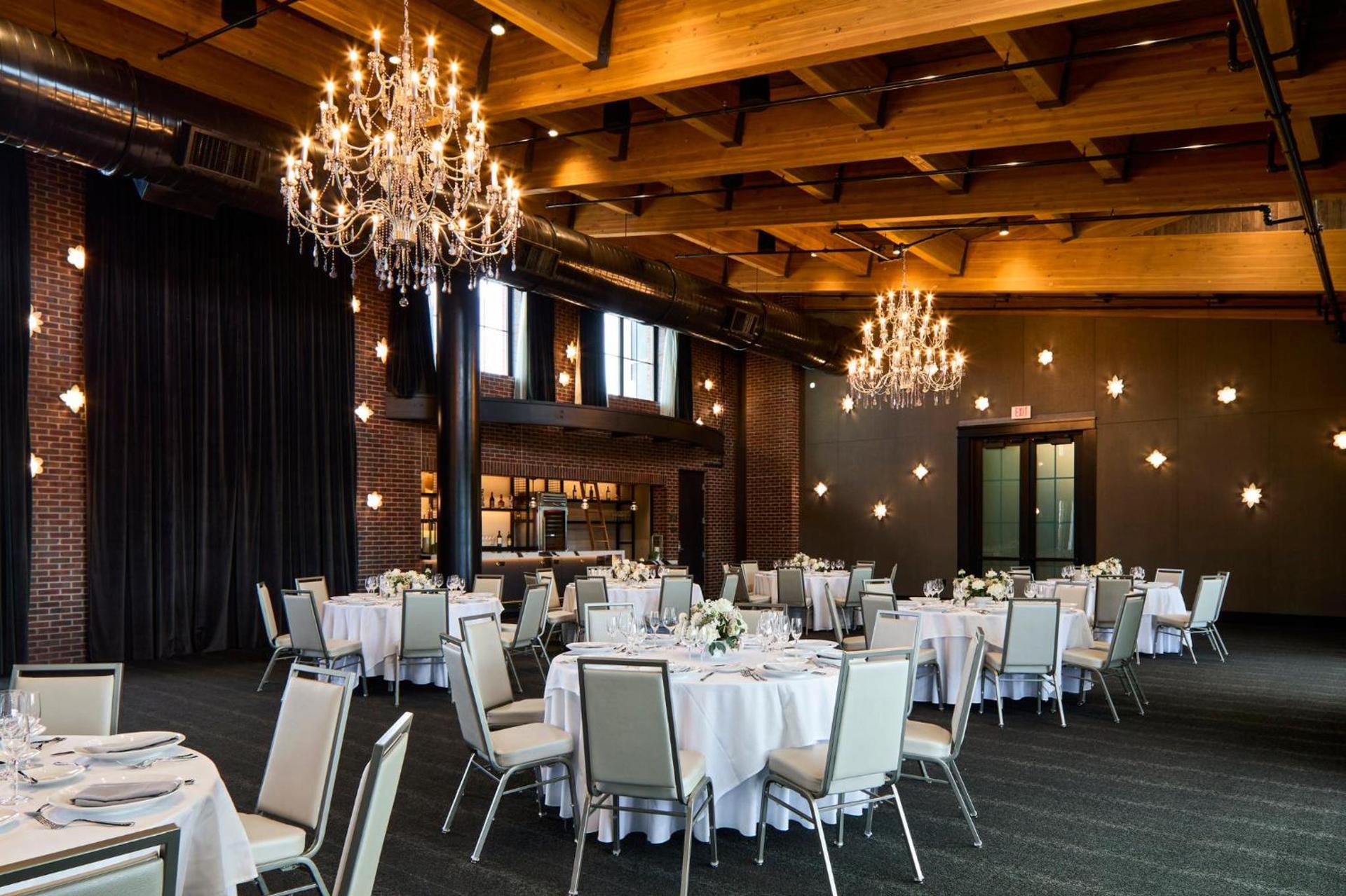 Archer Hotel Tysons photo 9