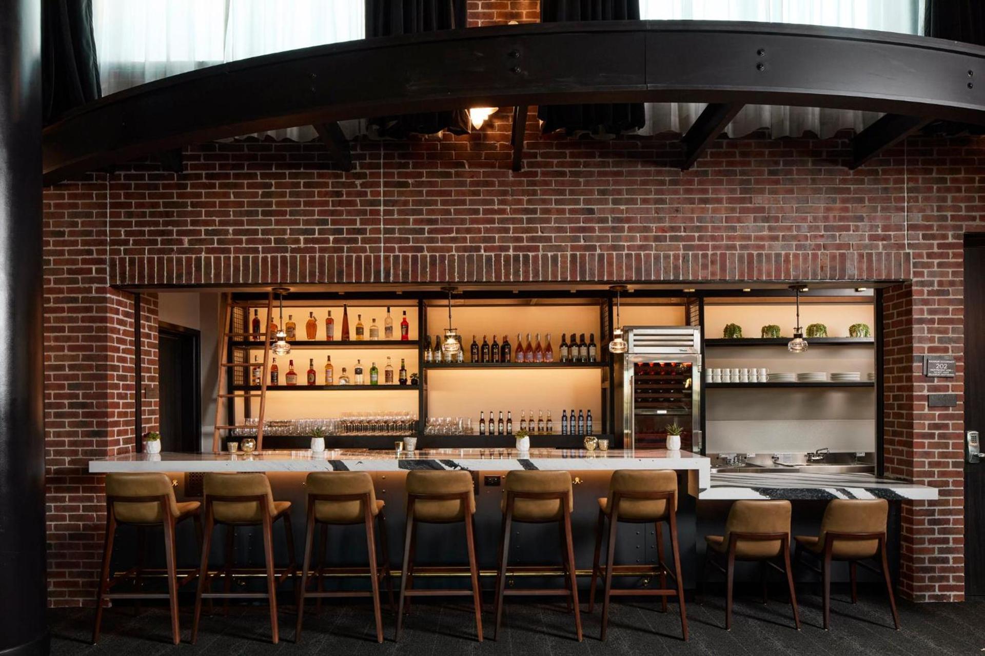 Archer Hotel Tysons photo 11