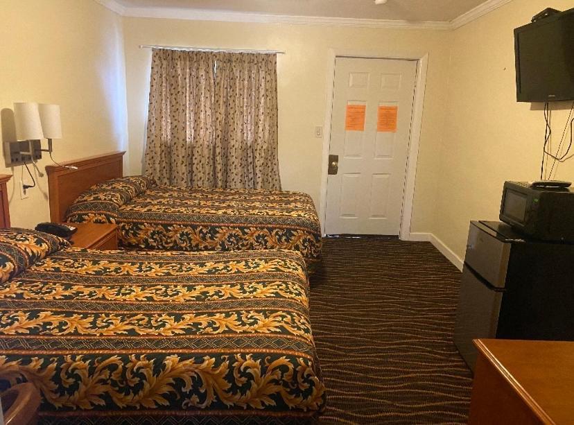 River Inn Motel photo 7