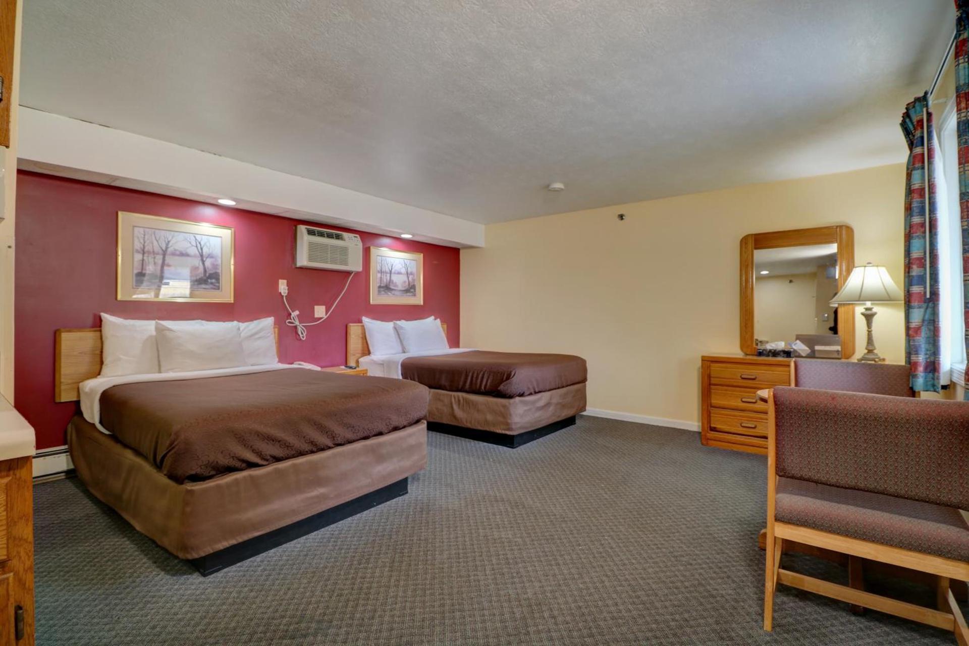 Classic Inn photo 14
