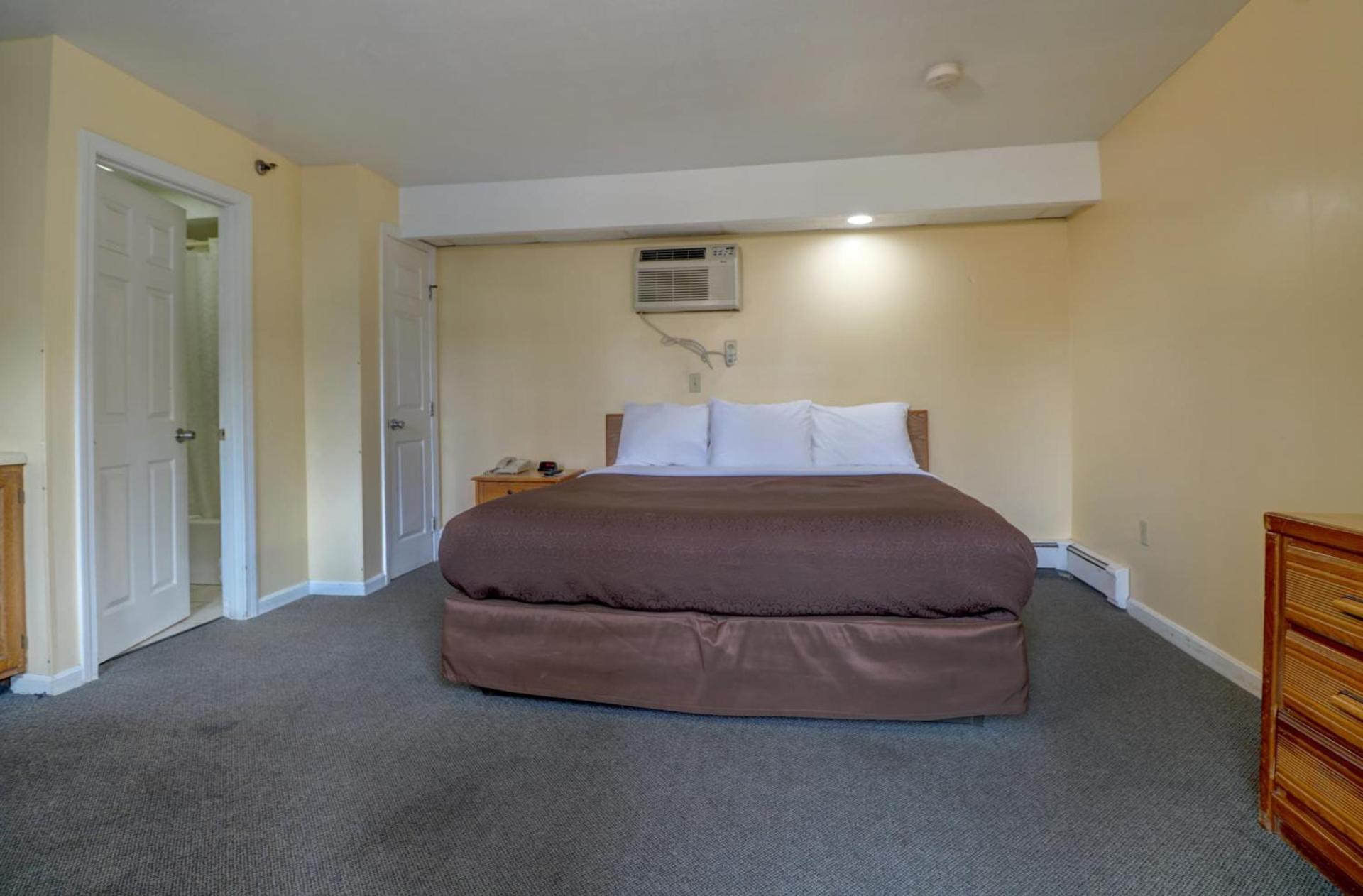 Classic Inn photo 19