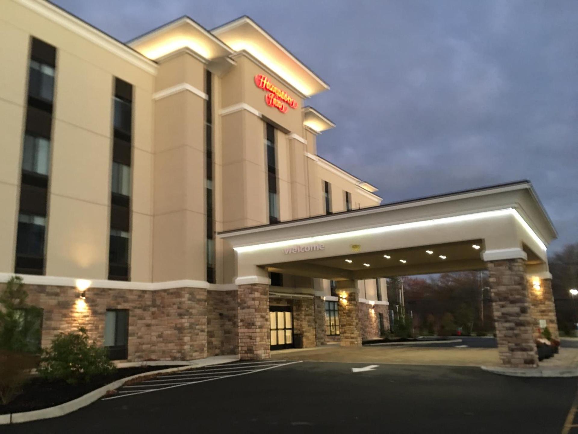 Hampton Inn Old Bridge NJ photo 4