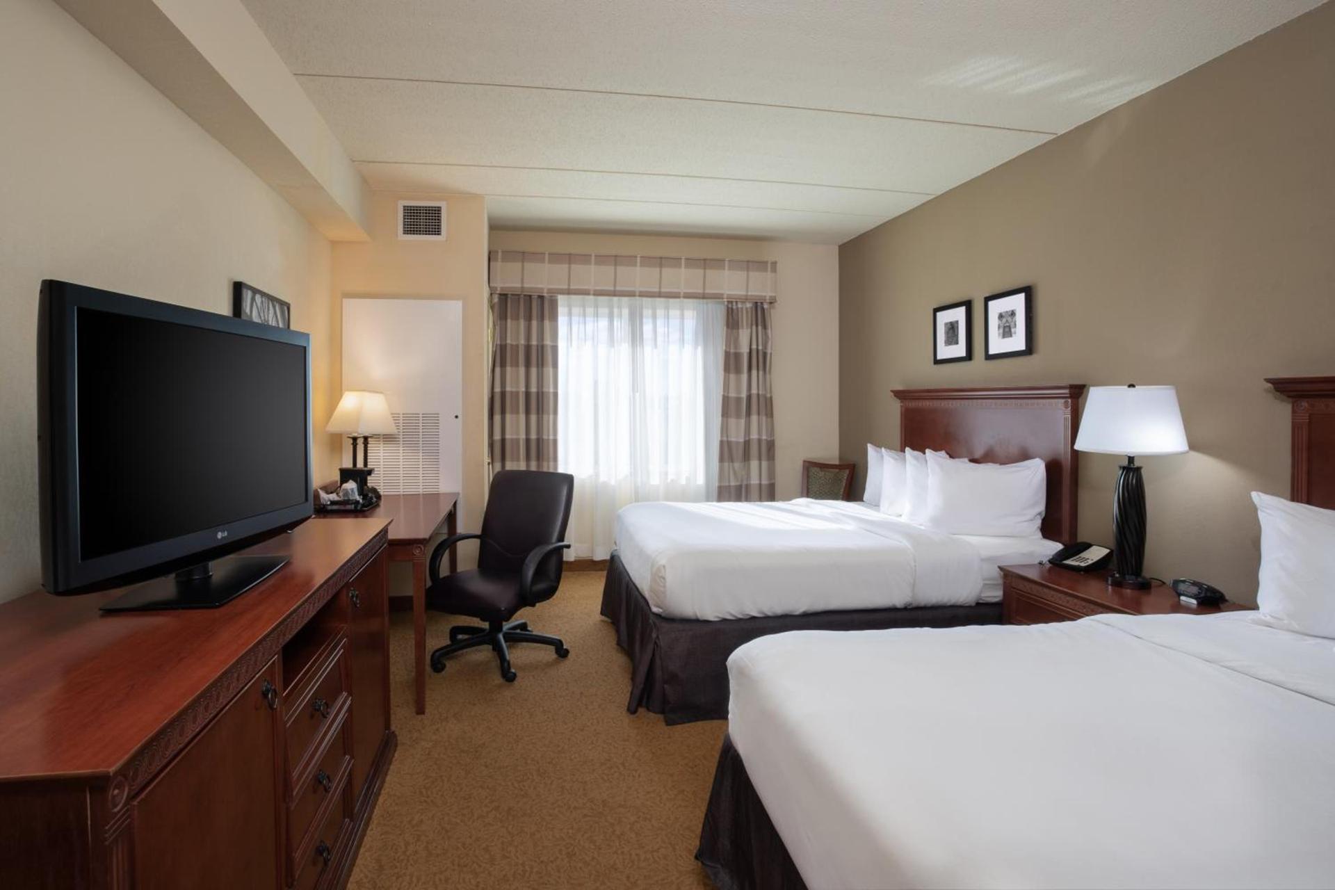Country Inn & Suites by Radisson, Buffalo South I-90, NY photo 23