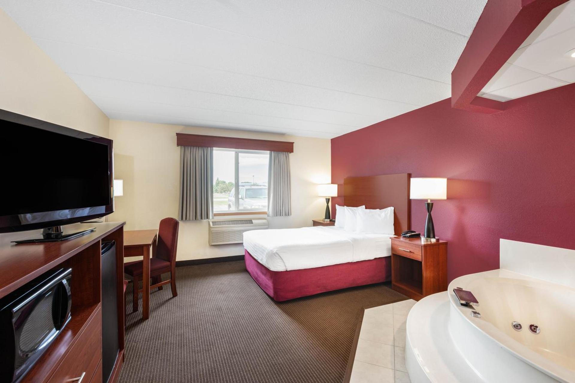 SureStay Plus Hotel by Best Western Litchfield photo 25