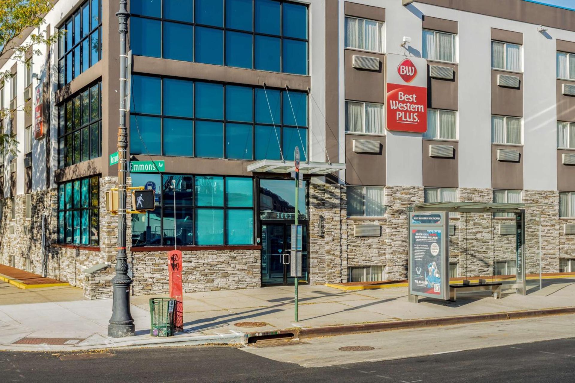 Best Western Plus Brooklyn Bay Hotel photo 12